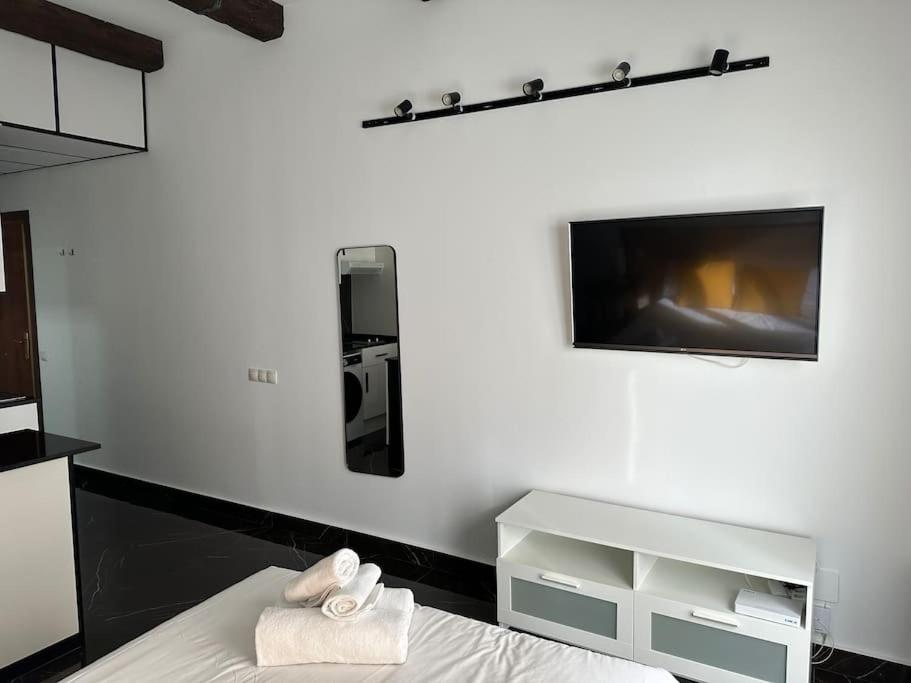 Cozy penthouse with terrace in Gran Via - 3C view 4