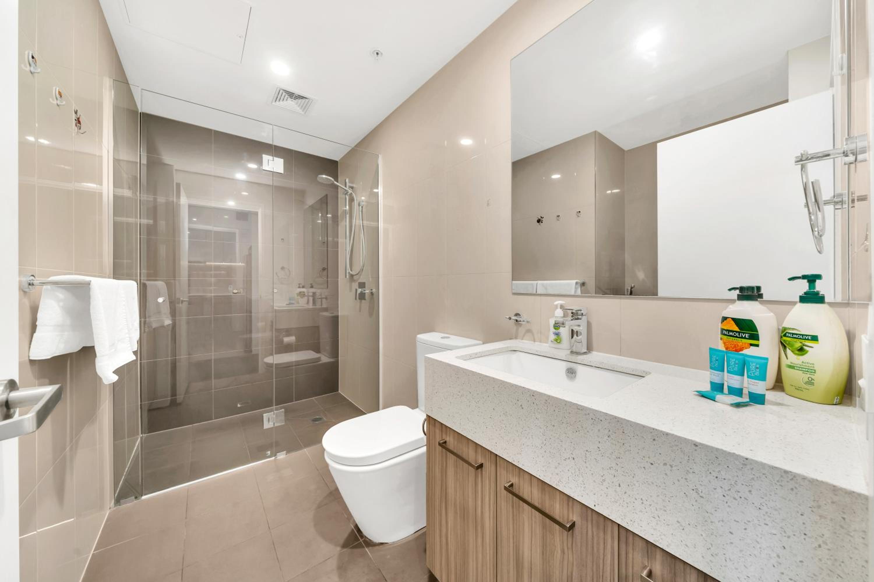 Vision Apartments On Morphett with Parking