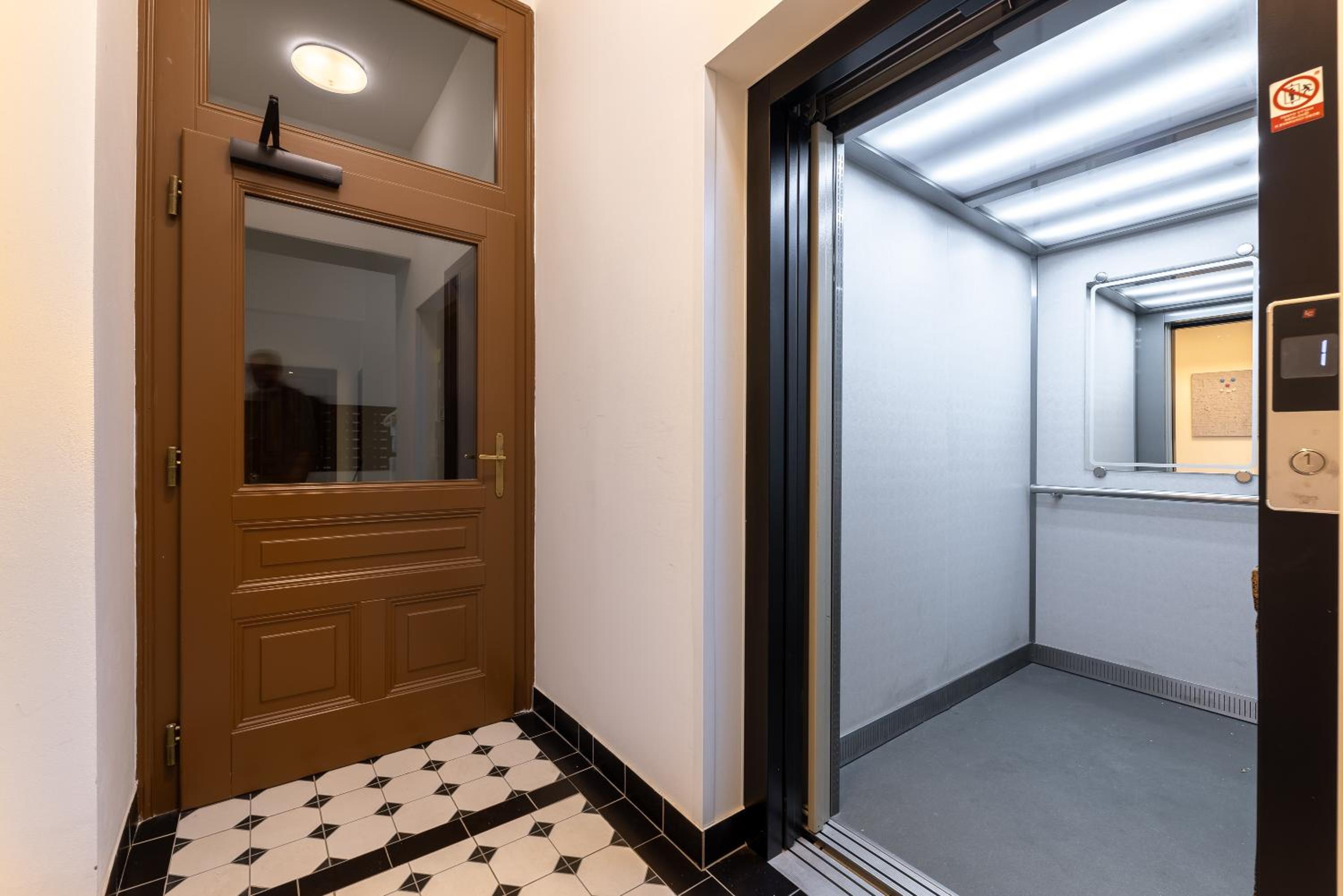 Modern Urban Studios in the City Center of Prague