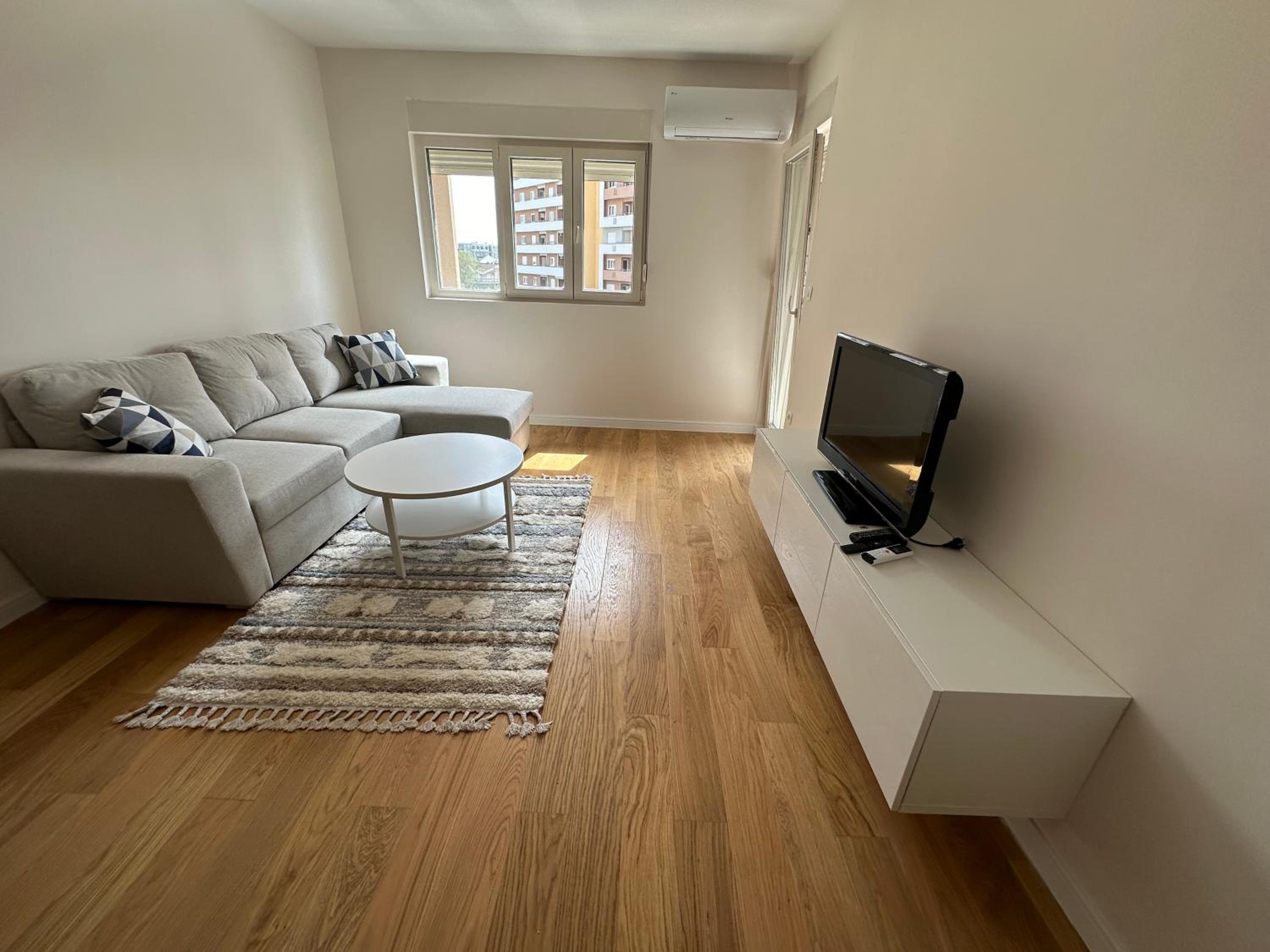 Cozy 1bd apartment Central point-GARAGE available 5e per day