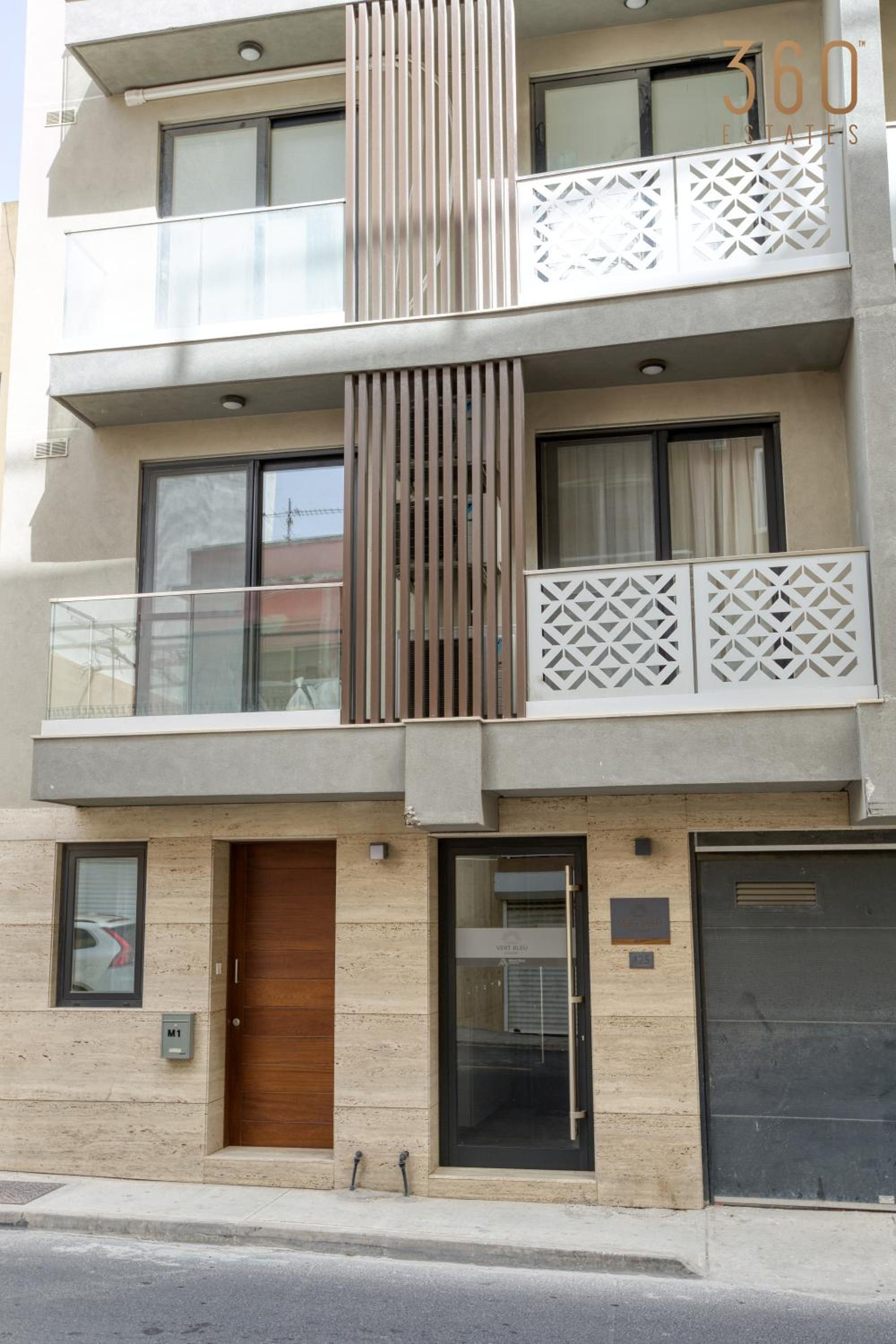 Designer 2BR home with Stunning views in St Pauls by 360 Estates, photo 9