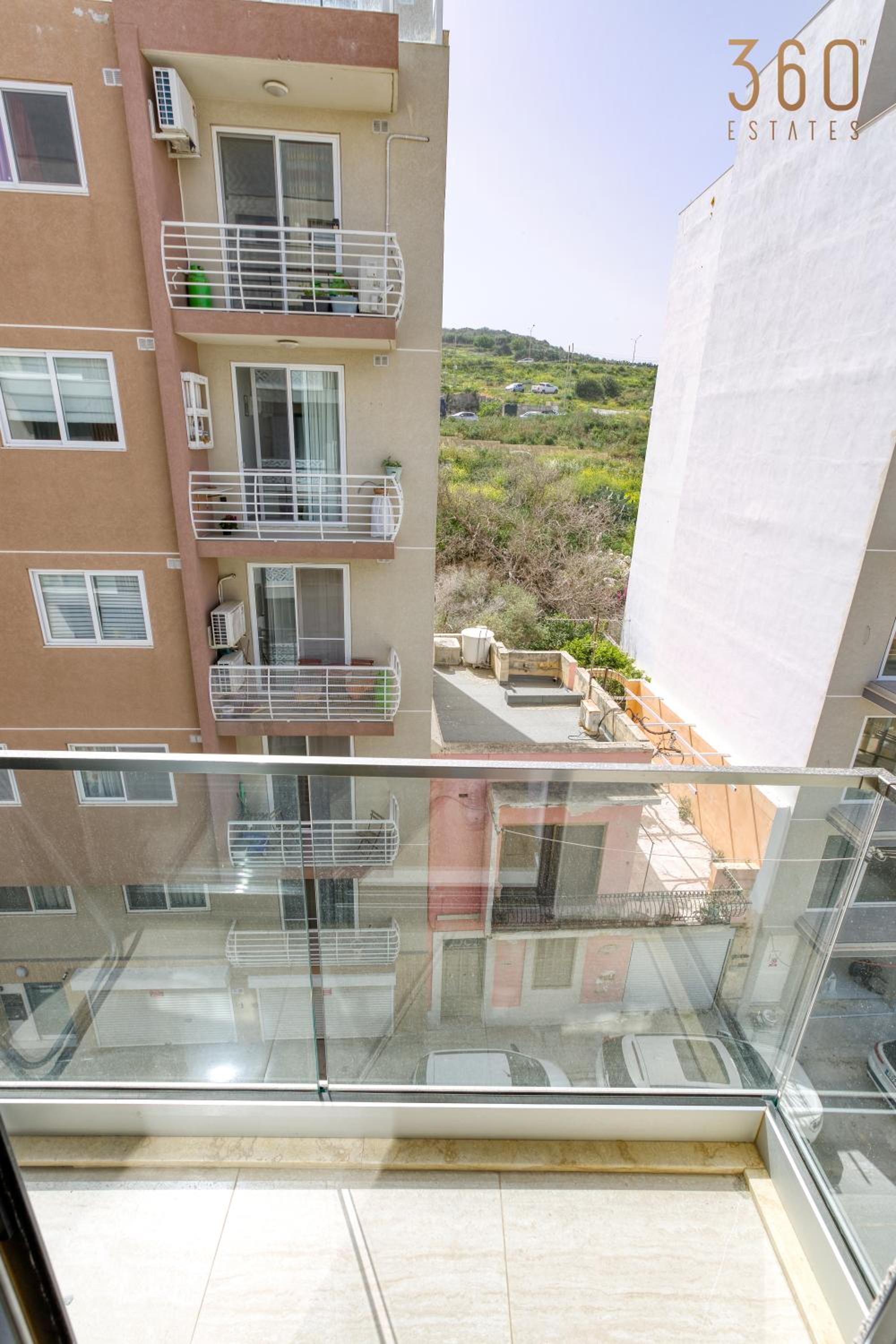 Designer 2BR home with Stunning views in St Pauls by 360 Estates, photo 35