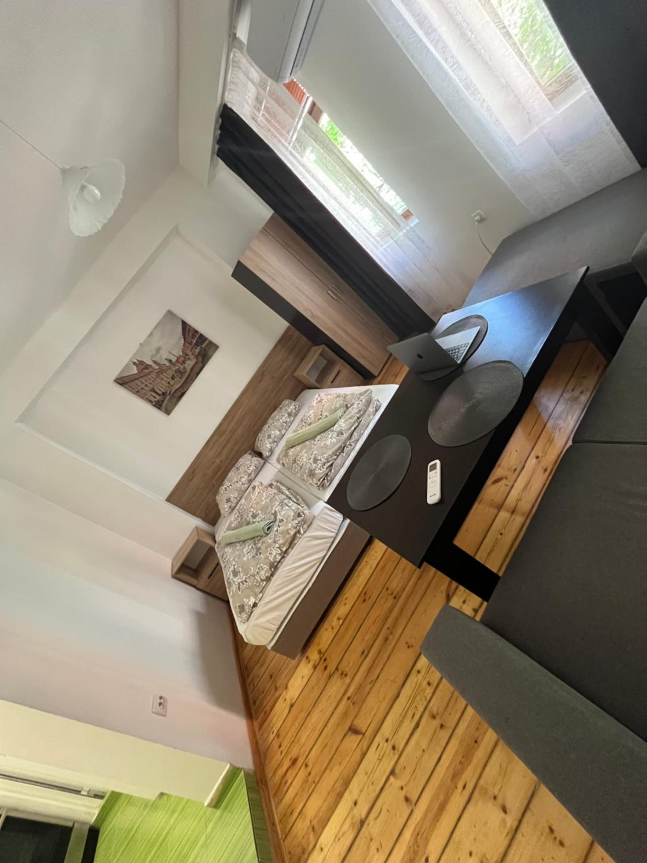 Nova Guesthouse - Private En-Suite Rooms I Sofia Center I Self Check-In