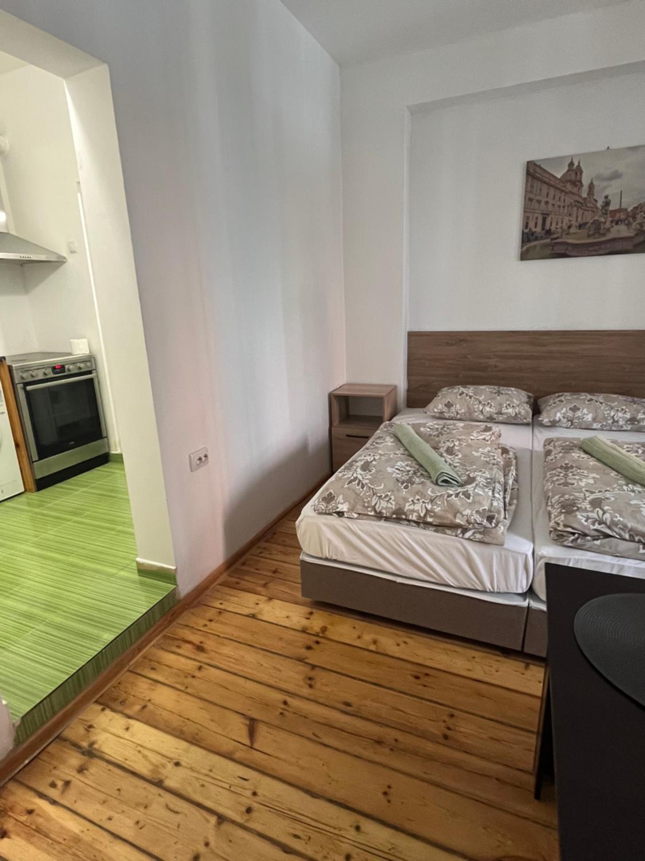 Nova Guesthouse - Private En-Suite Rooms I Sofia Center I Self Check-In
