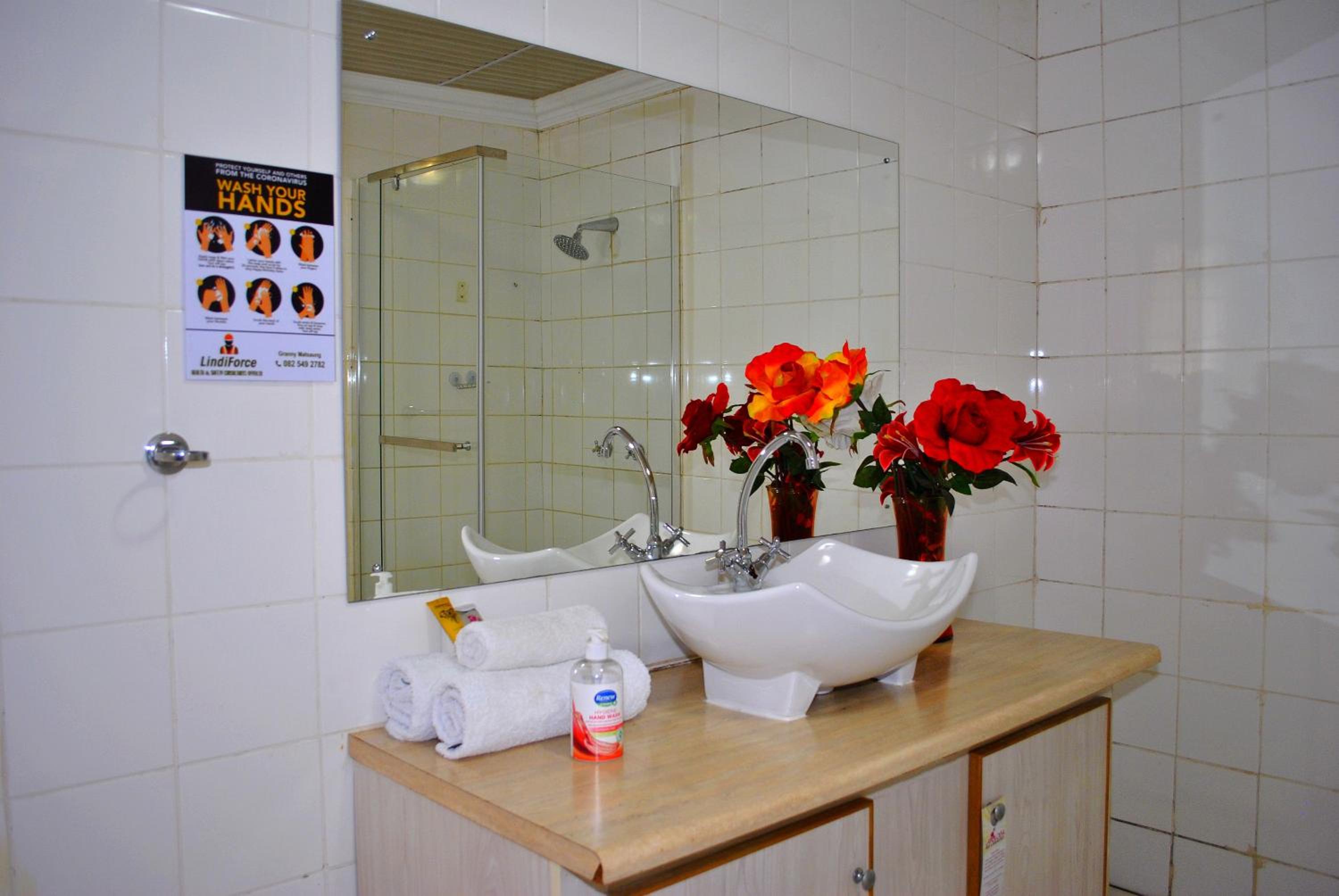 Lapologa Bed & Breakfast