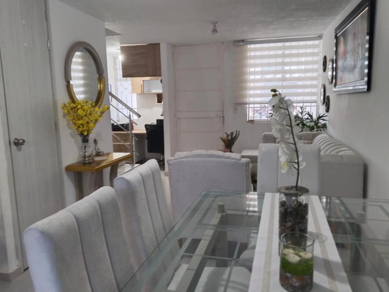 ESTANCIA MINIMA 3 NOCHES APARTAMENTO ENTERO - 2 AIRE ACONDICIONADOS buena ubicacion