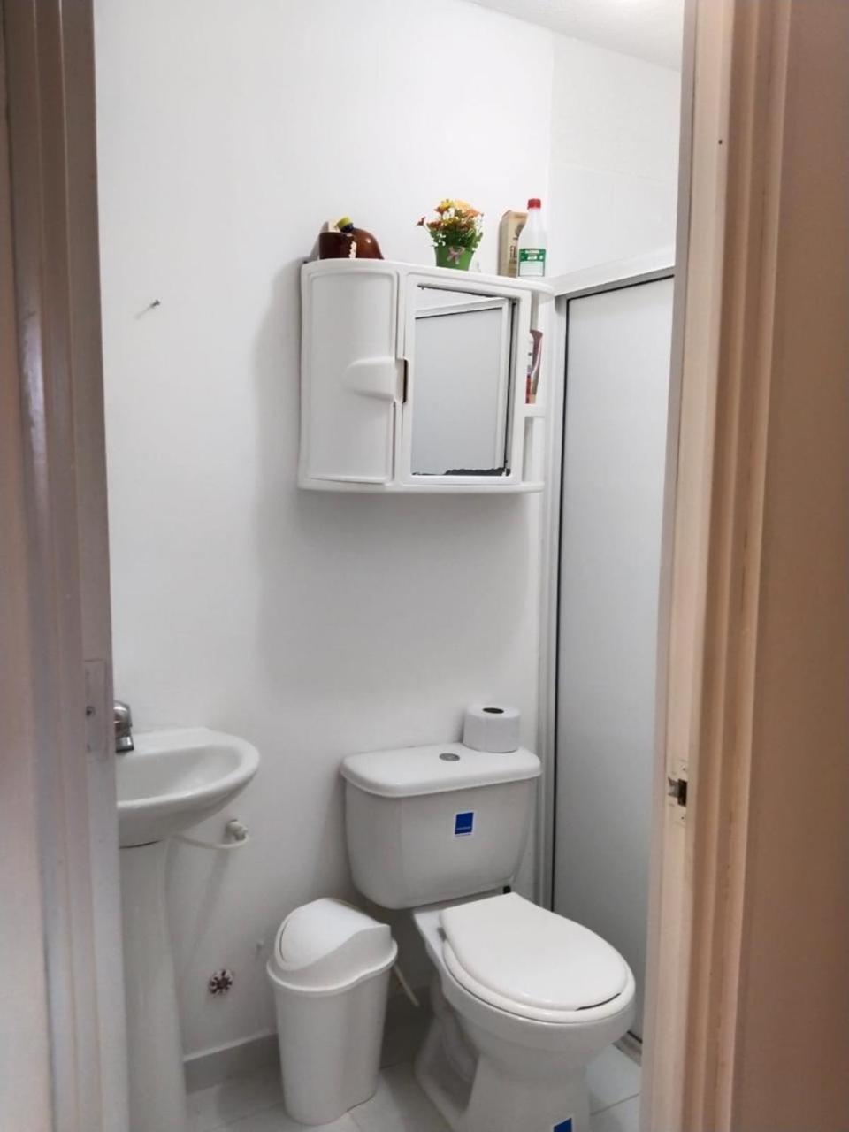 ESTANCIA MINIMA 3 NOCHES APARTAMENTO ENTERO - 2 AIRE ACONDICIONADOS buena ubicacion