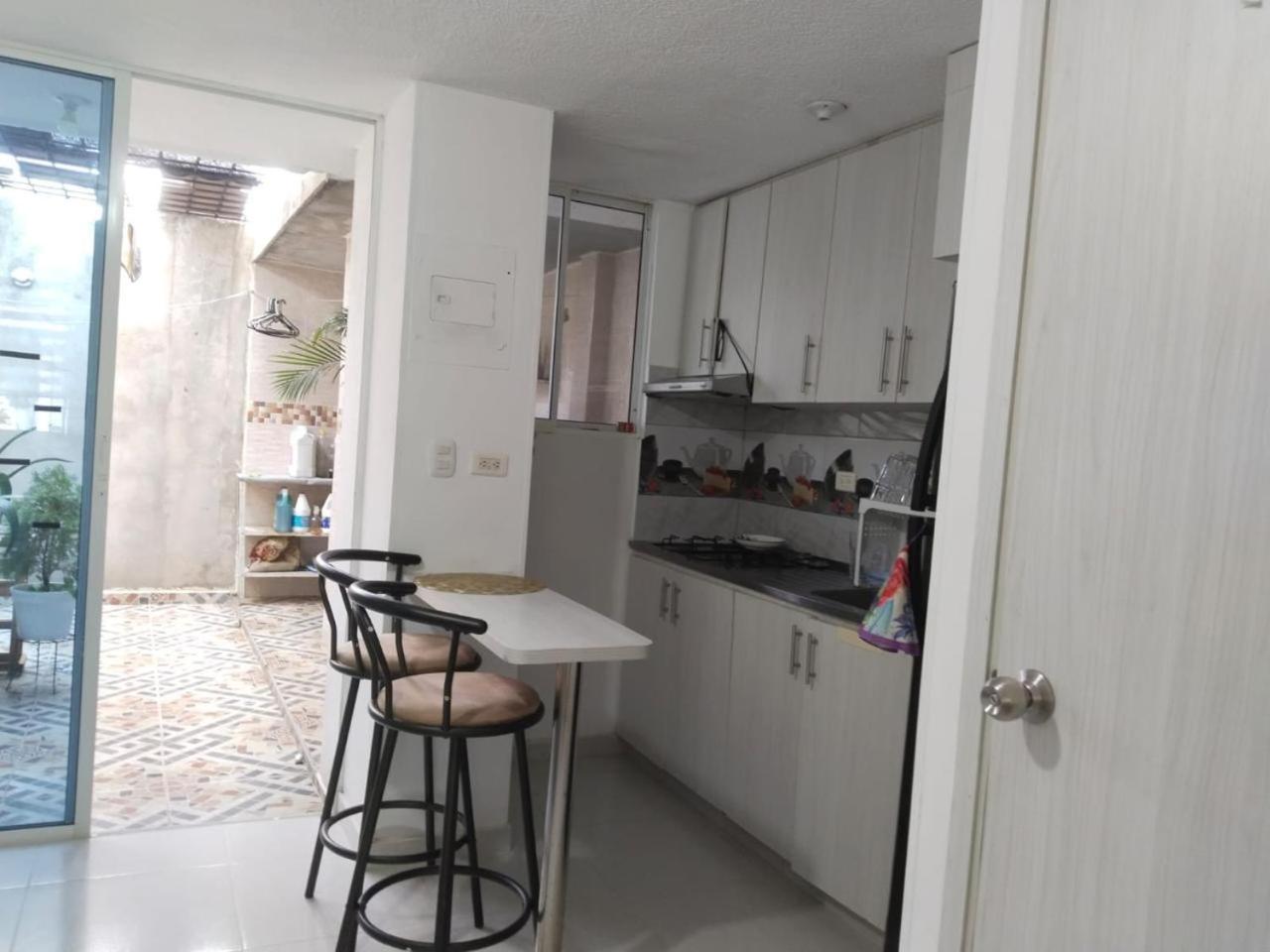 ESTANCIA MINIMA 3 NOCHES APARTAMENTO ENTERO - 2 AIRE ACONDICIONADOS buena ubicacion