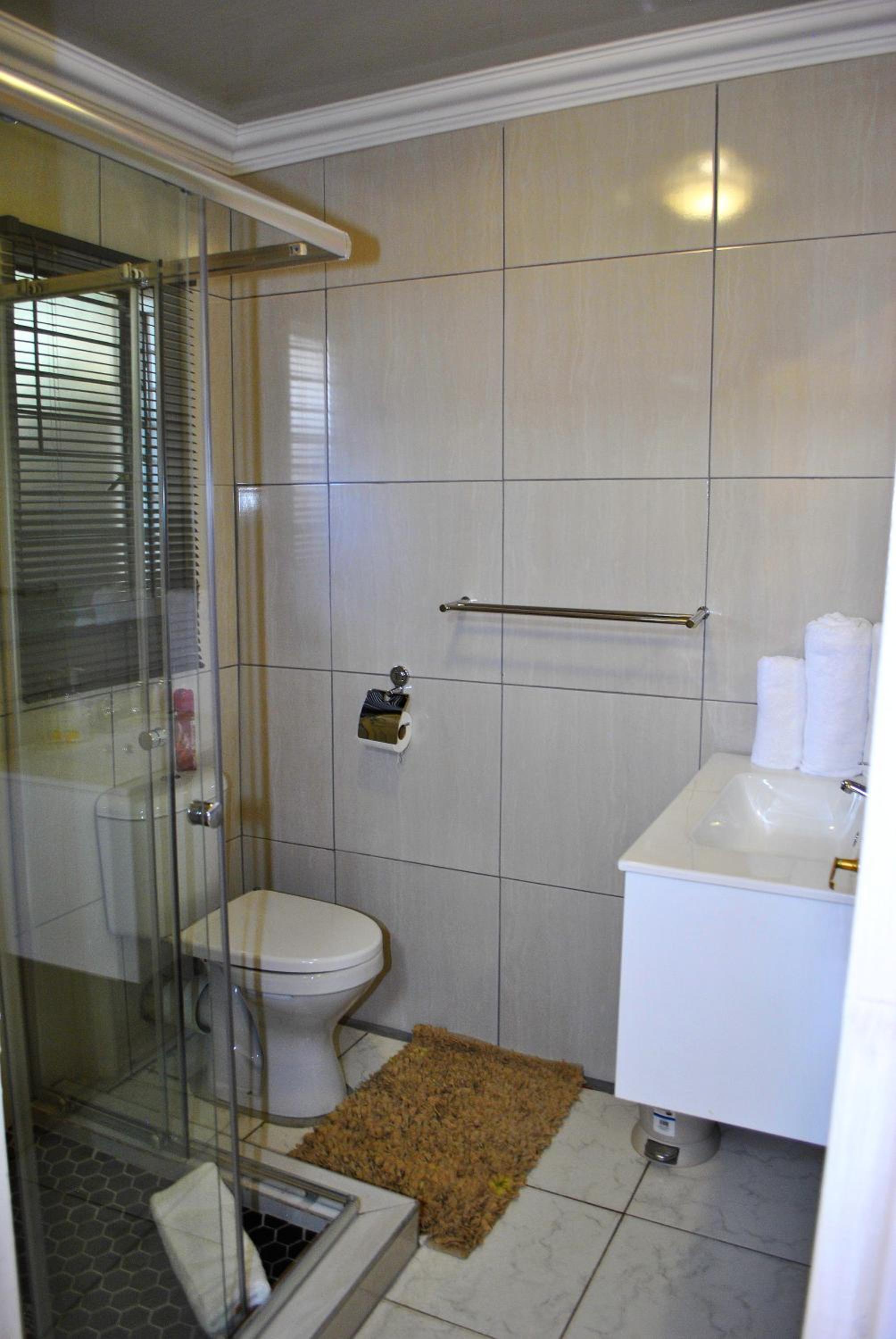 Lapologa Bed & Breakfast
