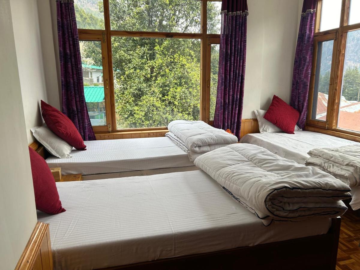 Urban Monk Hostel