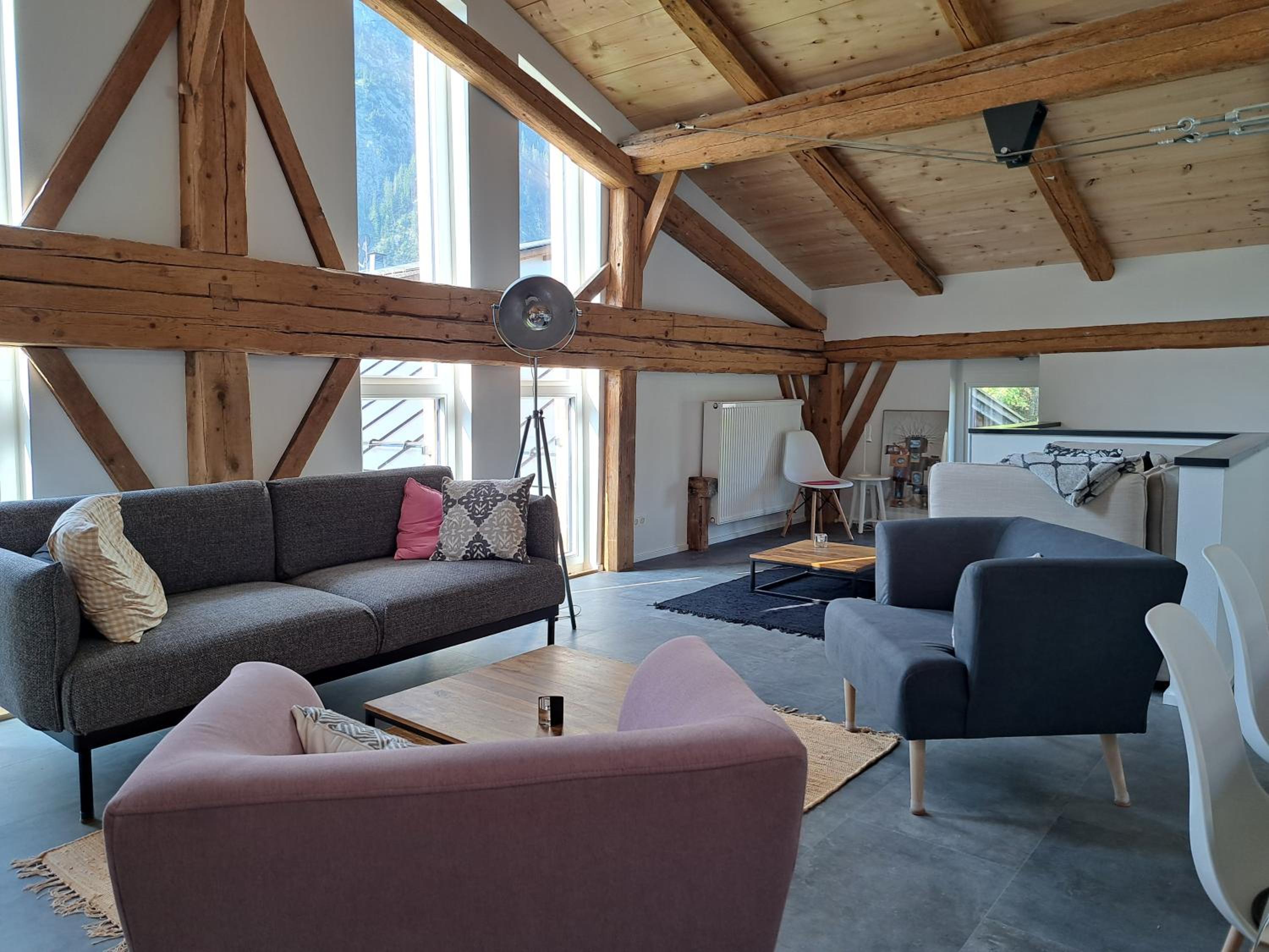 Neu! Ferienwohnungen im Lüftlmalereck, Hennalahaus