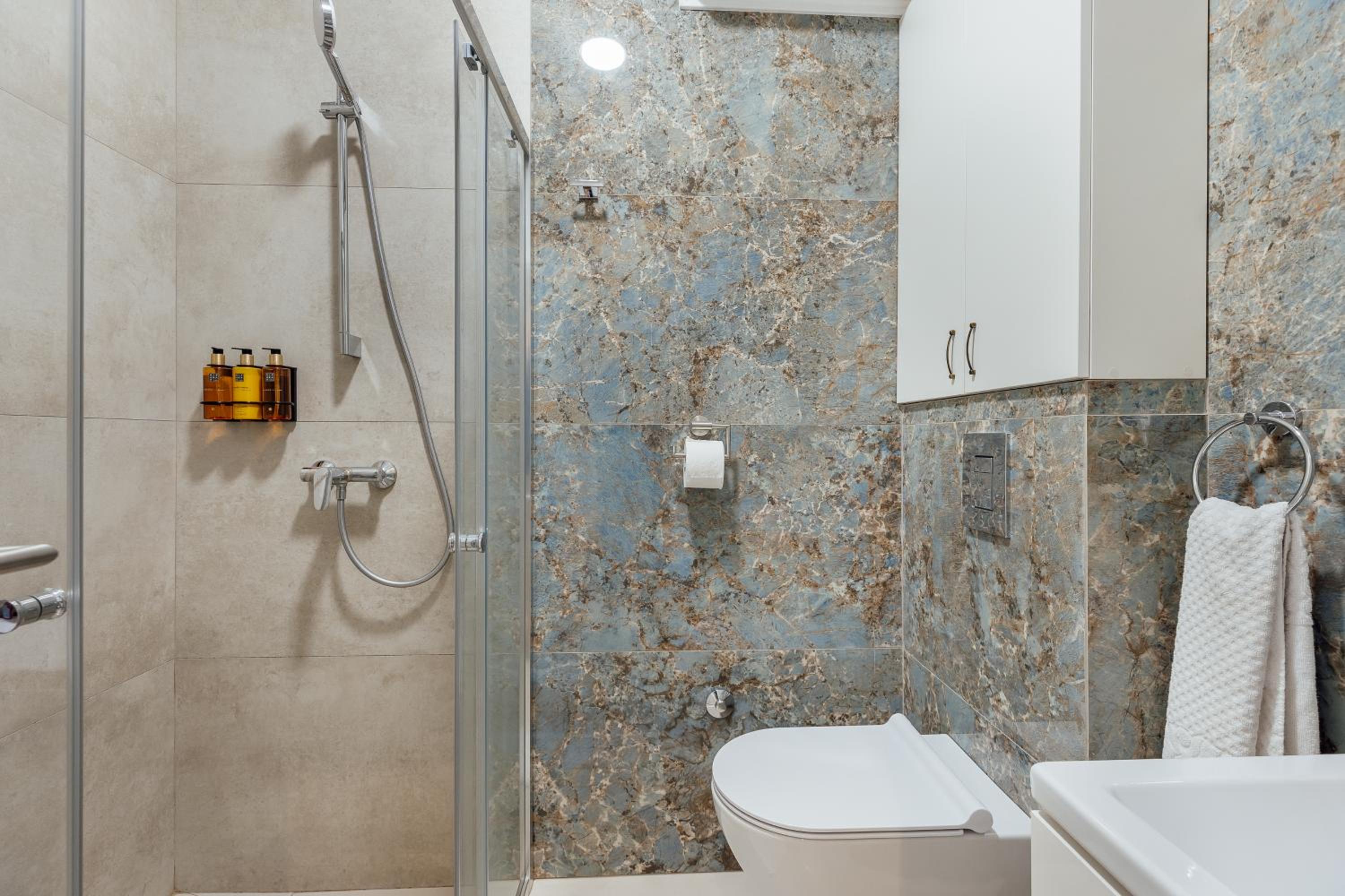 APARTLU