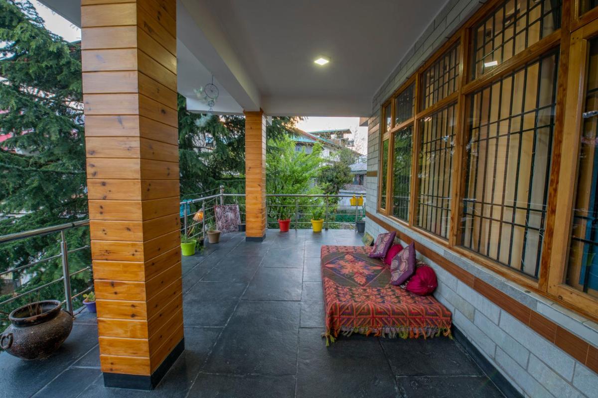 Urban Monk Hostel