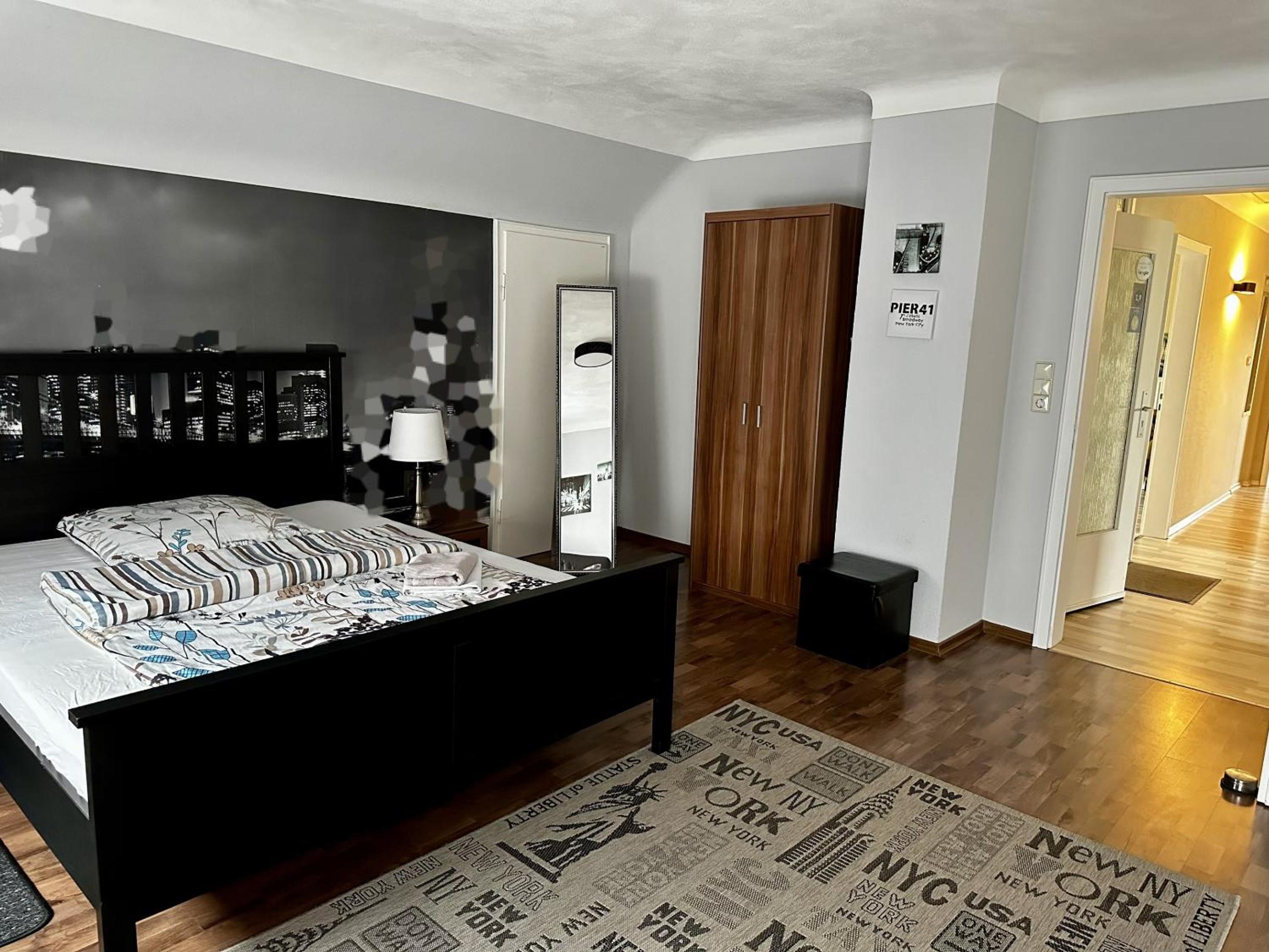 Haus Alt view 4