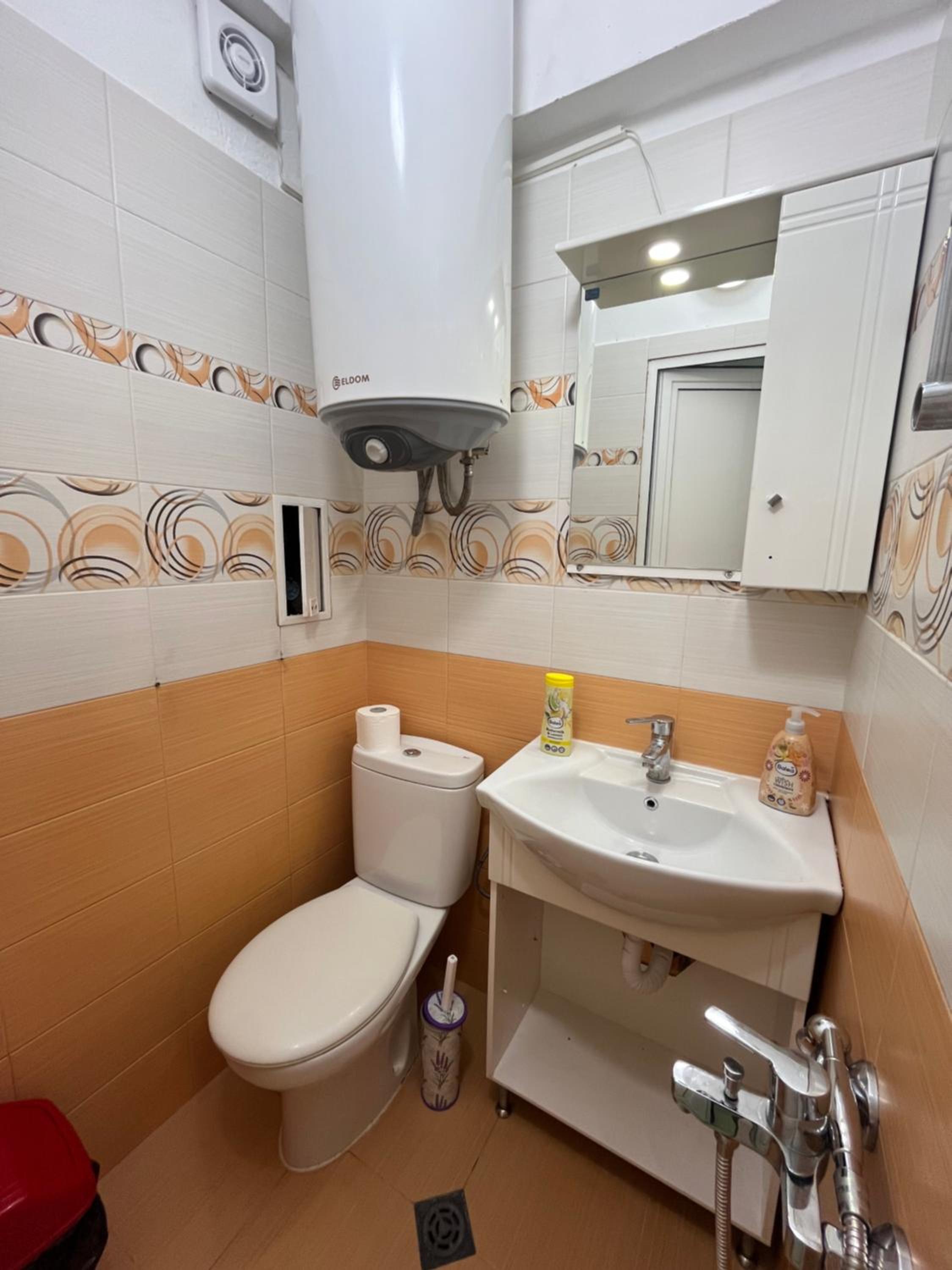Nova Guesthouse - Private En-Suite Rooms I Sofia Center I Self Check-In