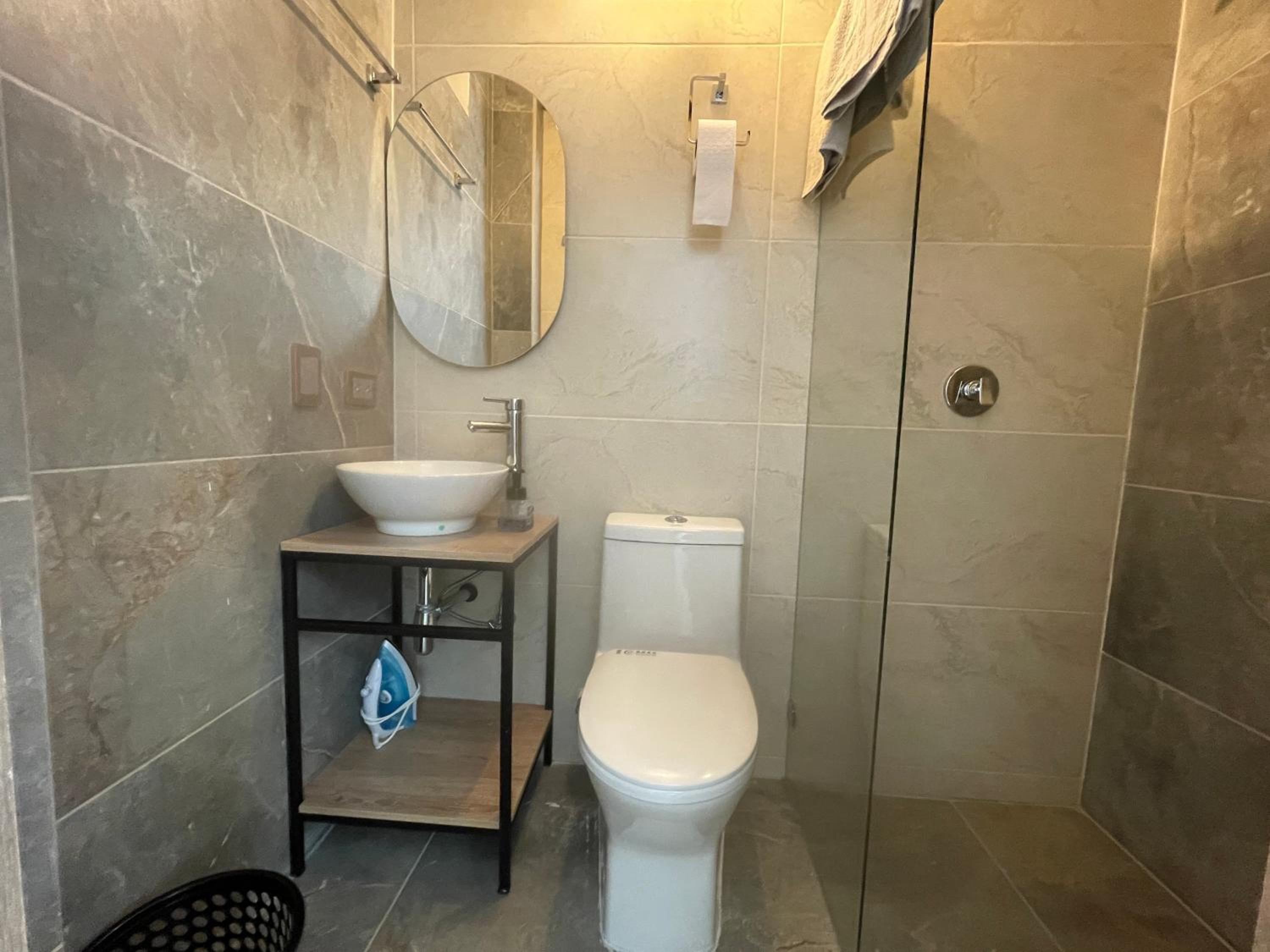 Habitación 202 en laureles