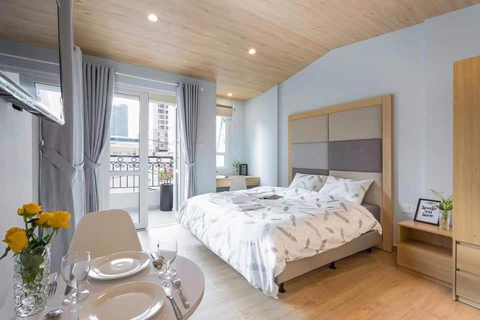 7 Apartment