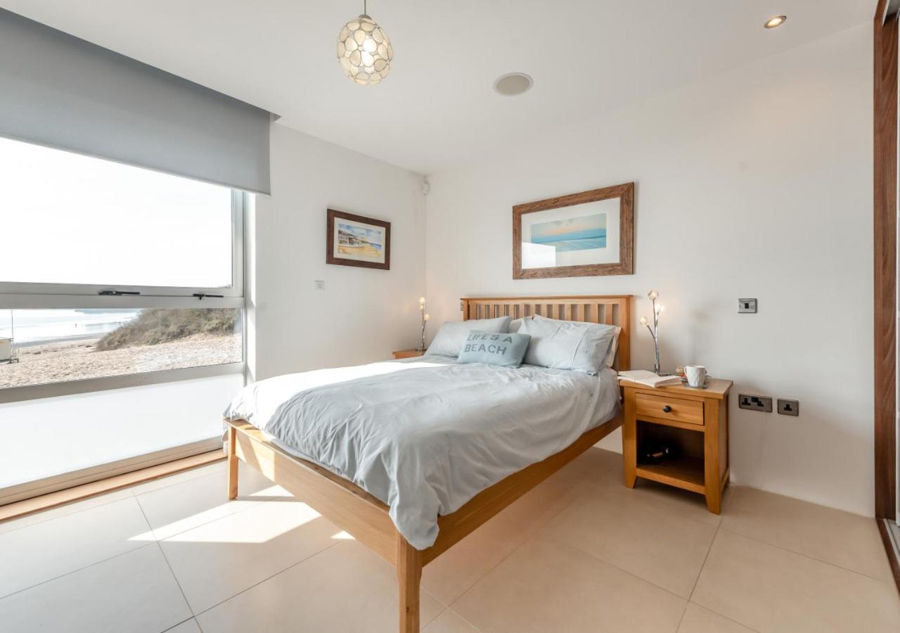 2 Bed in Tenby oc-t29060