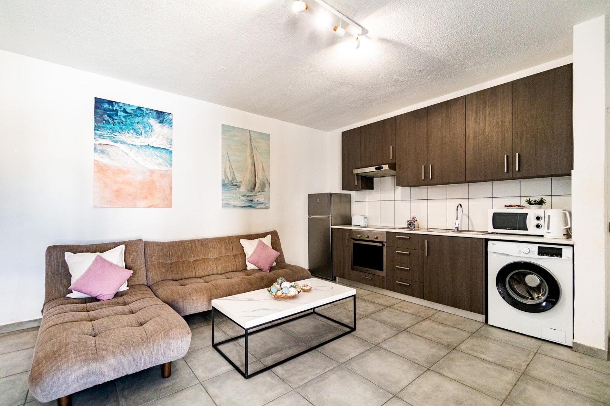 Ayia Napa Central Apartment by Ezoria Villas