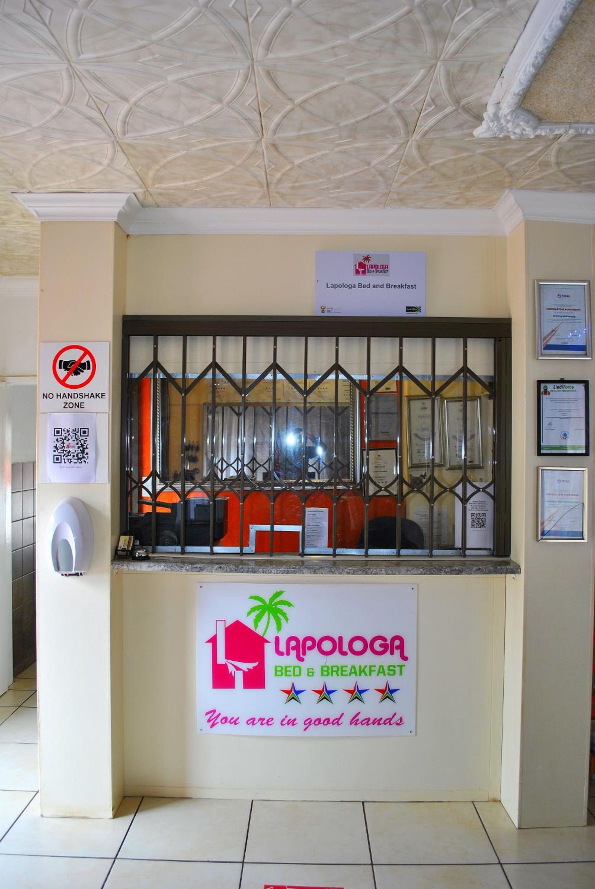 Lapologa Bed & Breakfast