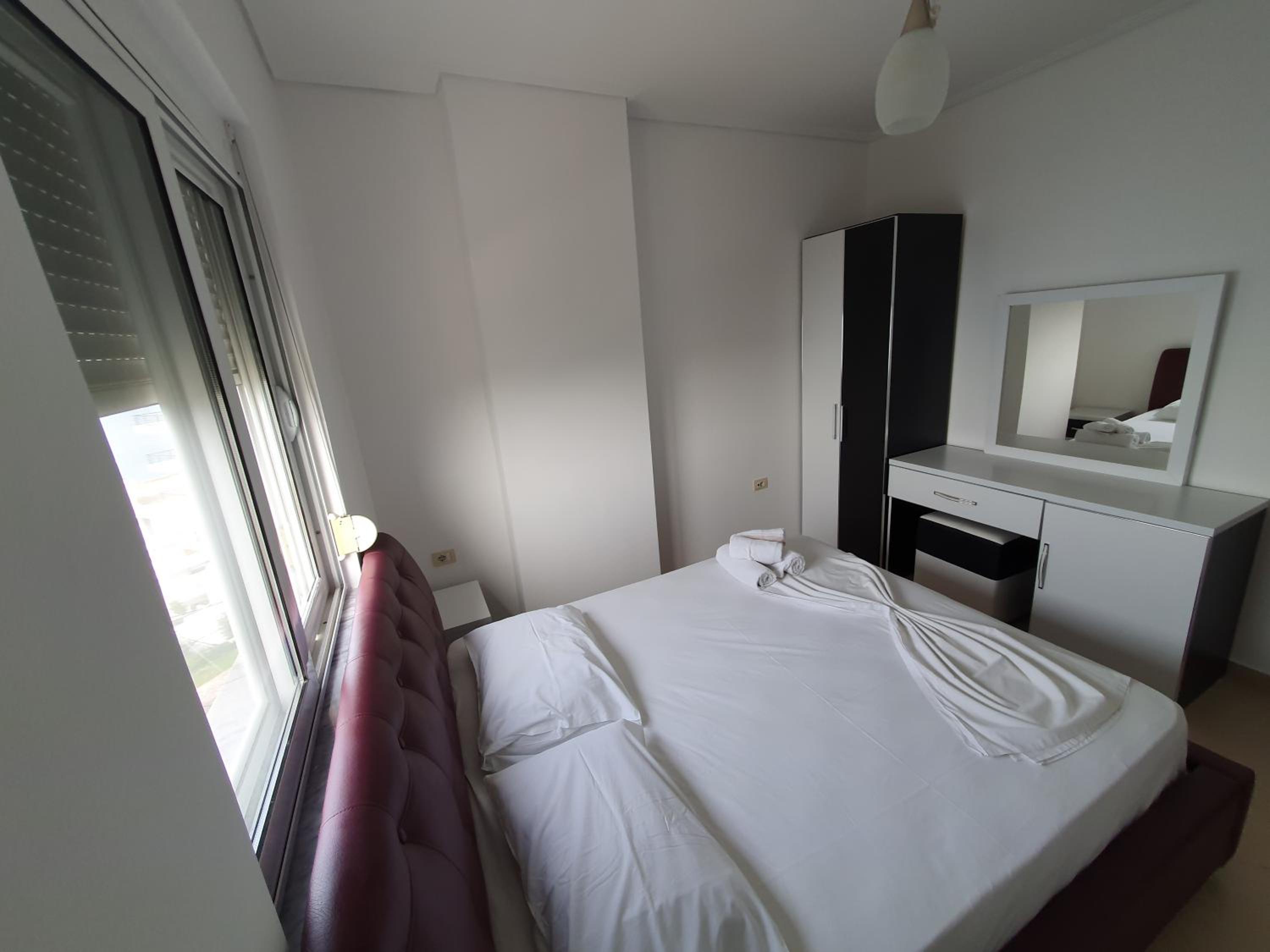 Klajdi Apartaments