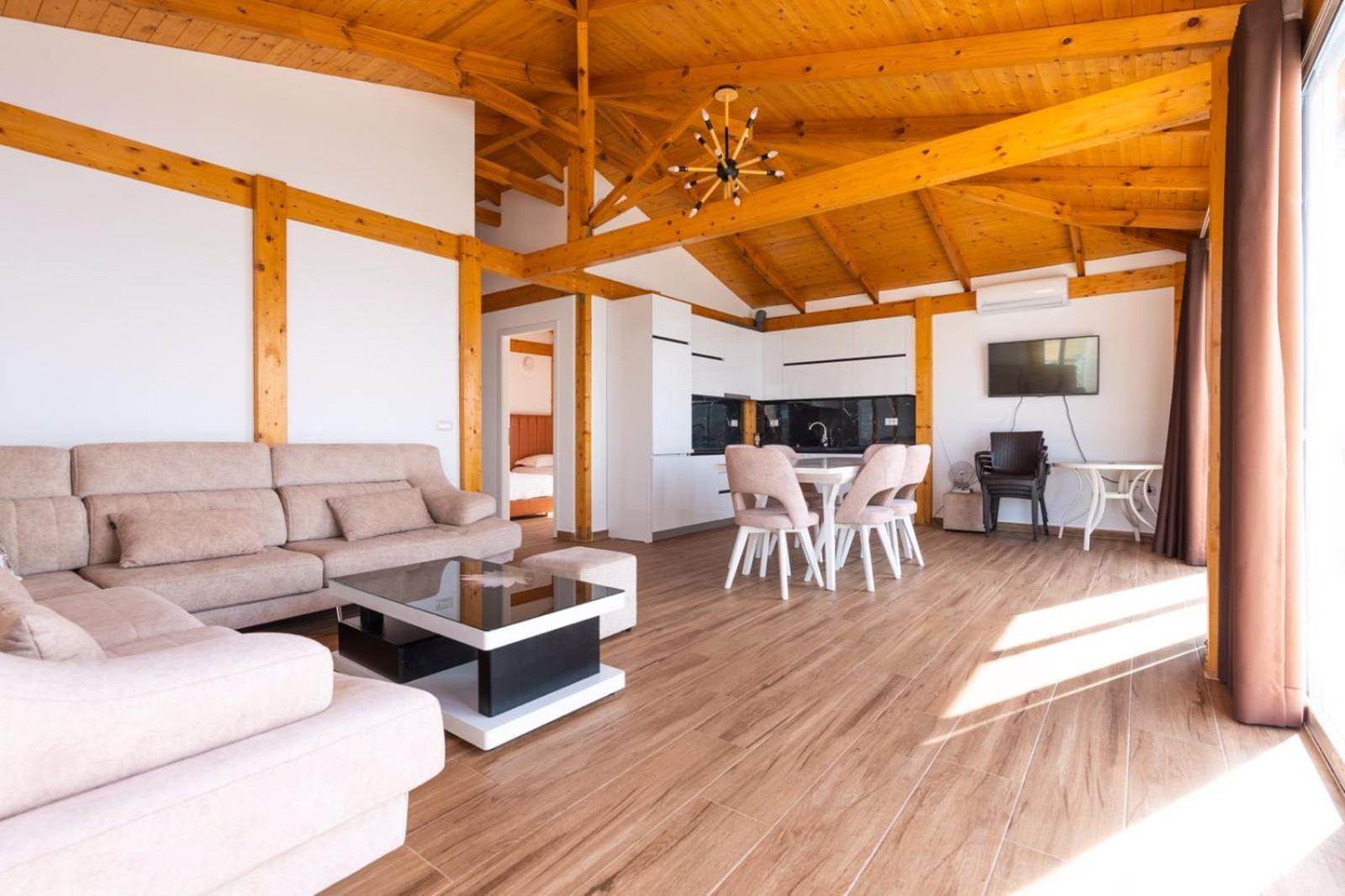 Klajdi Apartaments