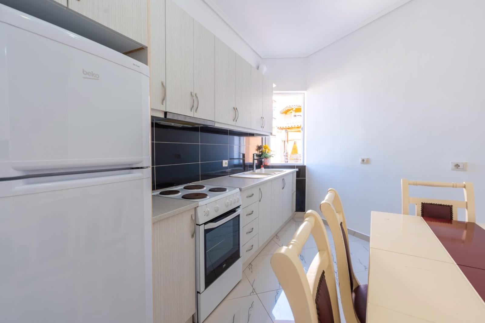 Klajdi Apartaments