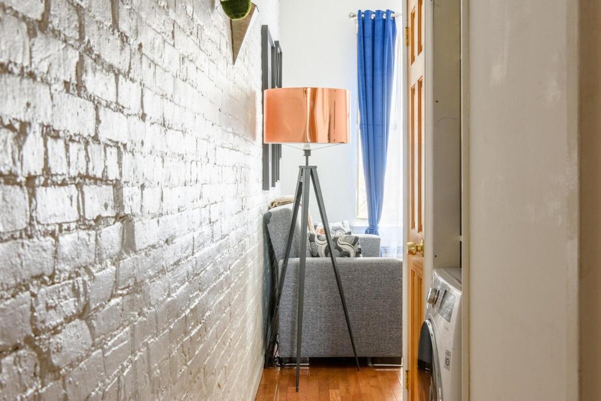 26-2B Gramercy Large 1BR WD in unit courtyard