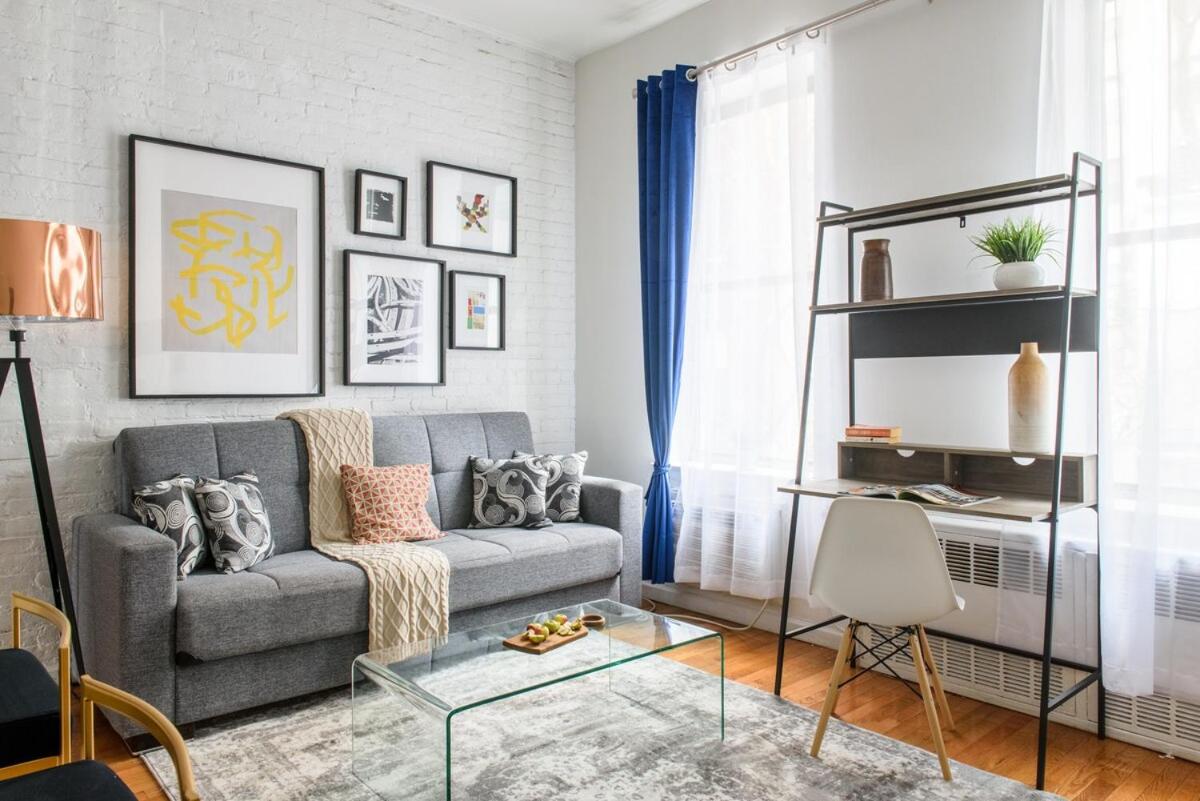 26-2B Gramercy Large 1BR WD in unit courtyard