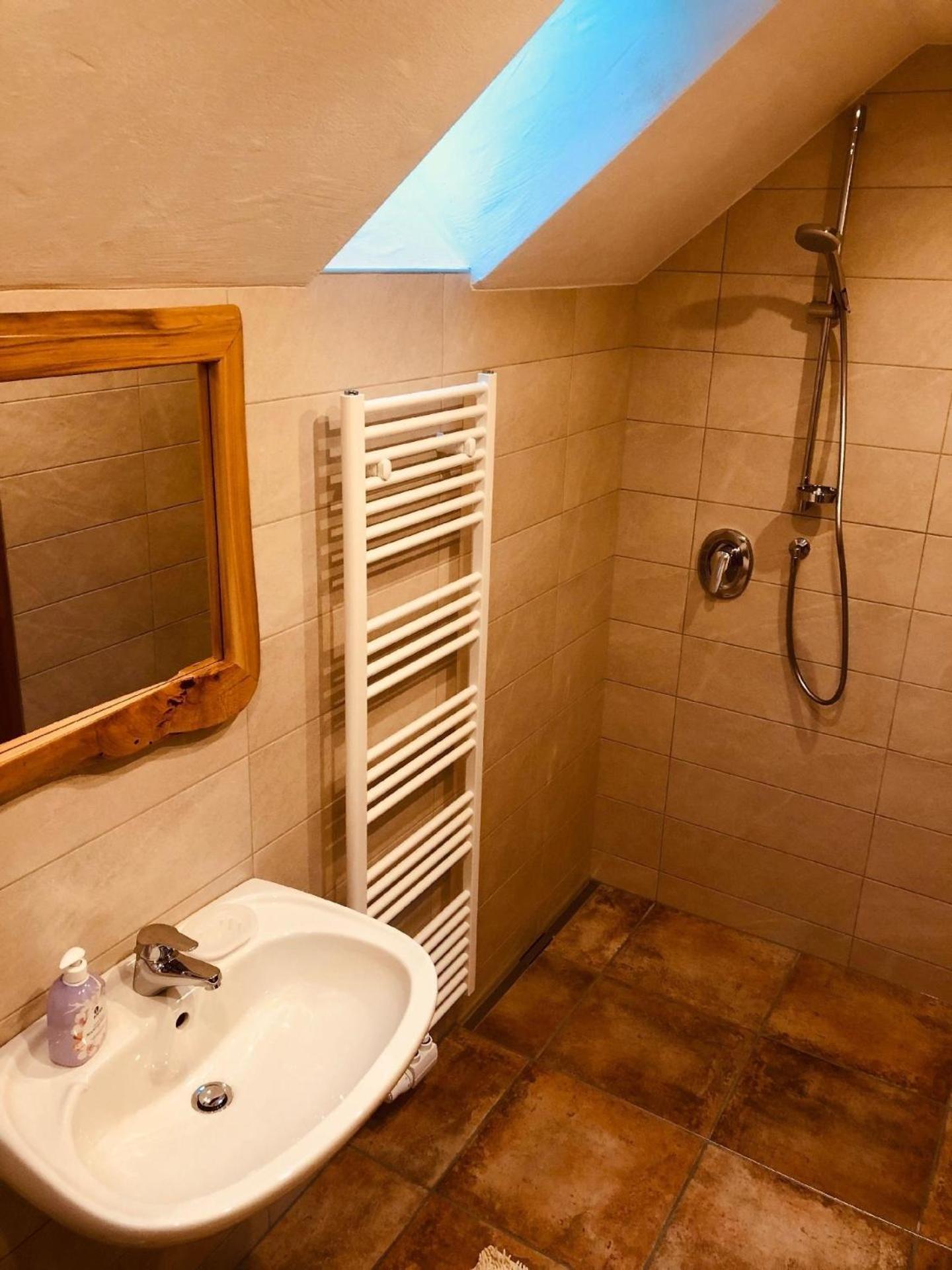 Gemütliches Ferienhaus In Ruhiger Lage