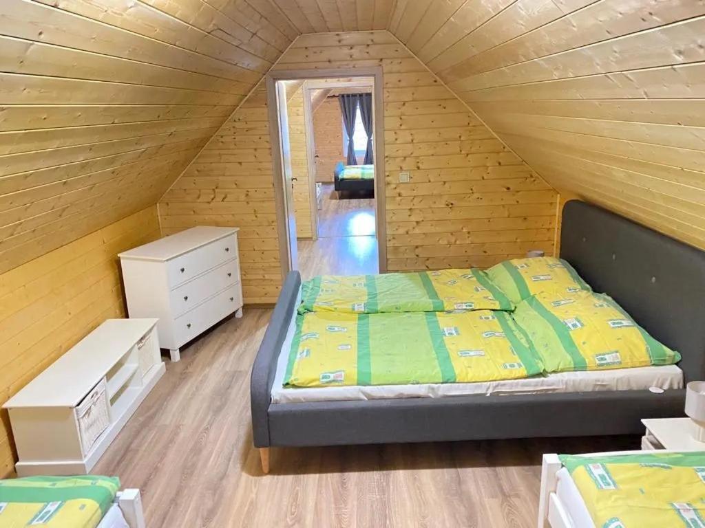 Apartmán Trícia-Ebiky-Jedlo a Pit-Centrum view 3
