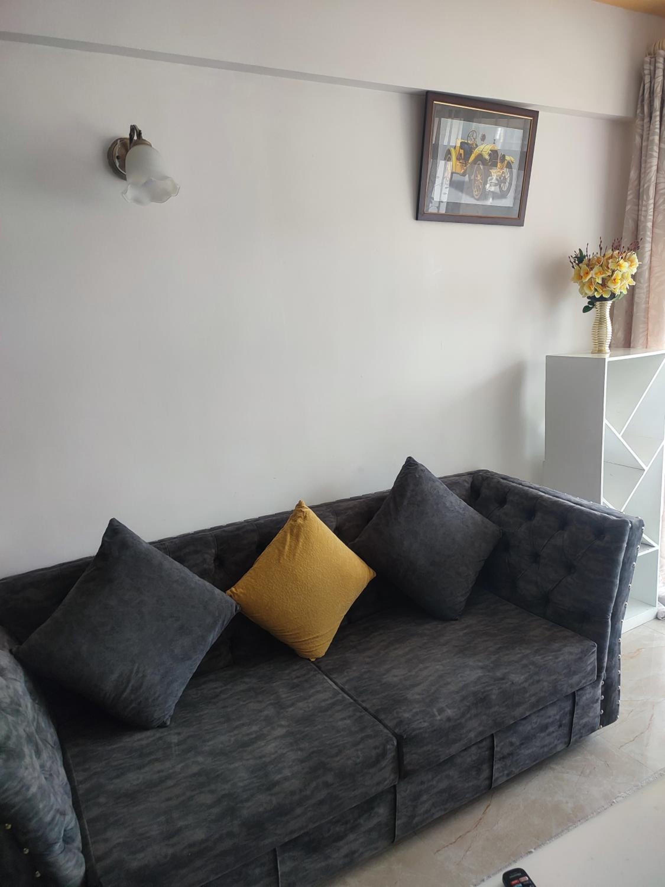 Kilimani homes Paradise 2 bedroom 2mns to eateries and shopping mall, NETFLIX and balcony view 5