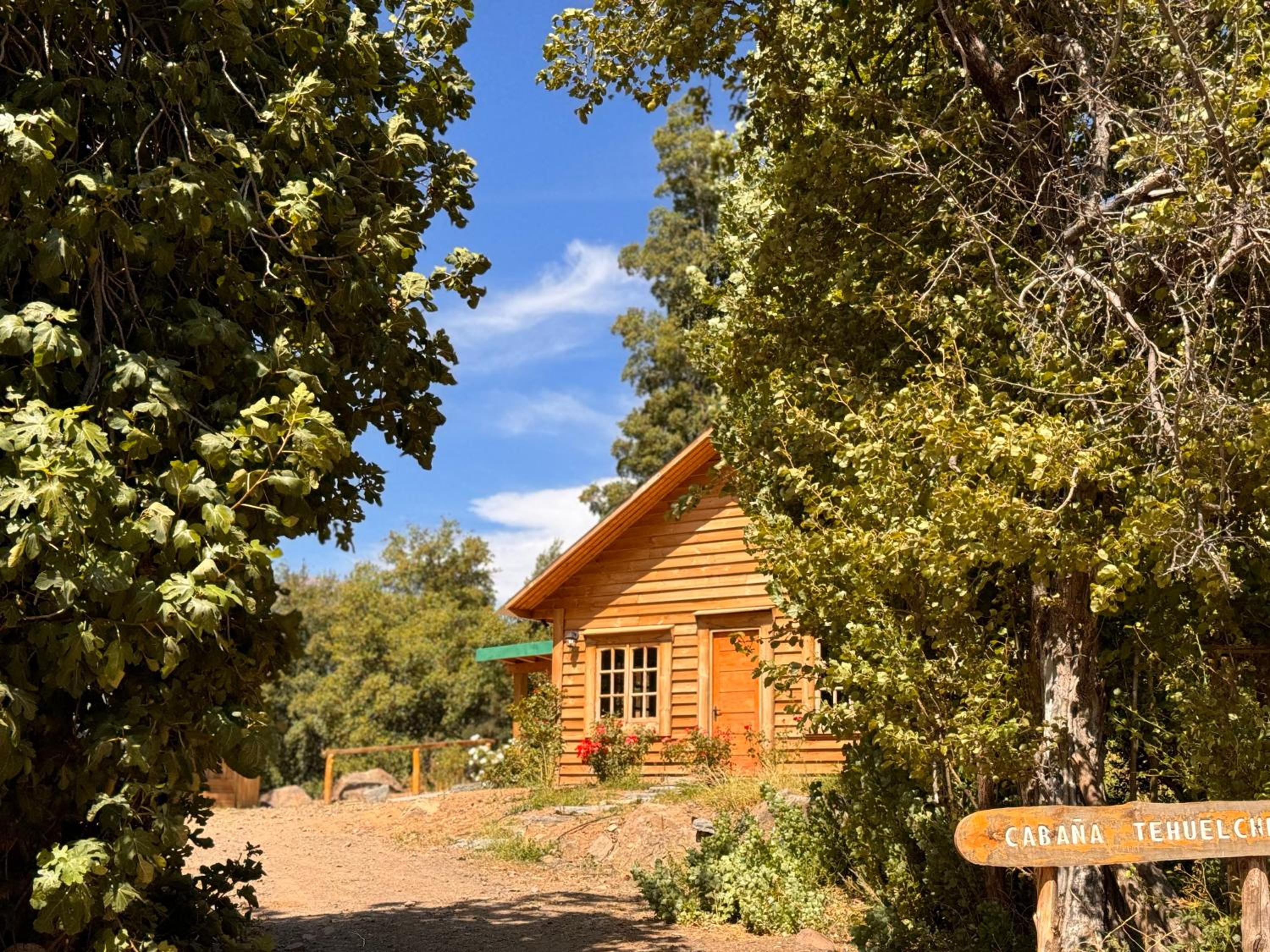 Parque Guaiquivilo, Cabañas de montaña con tinaja privada