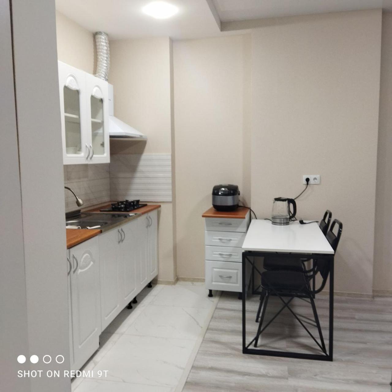 Mari apartments