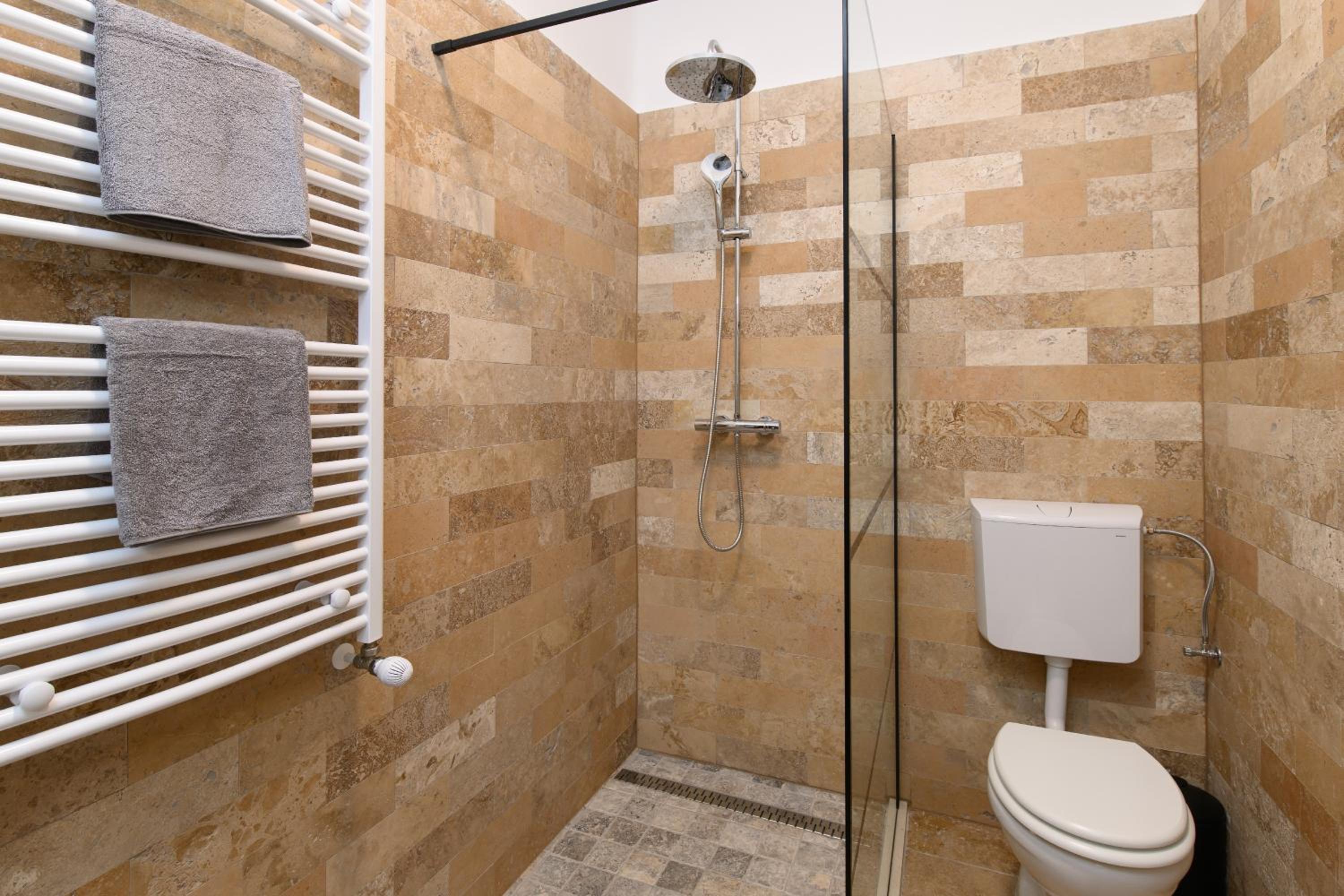 Várvédőház Apartmanok Eger
