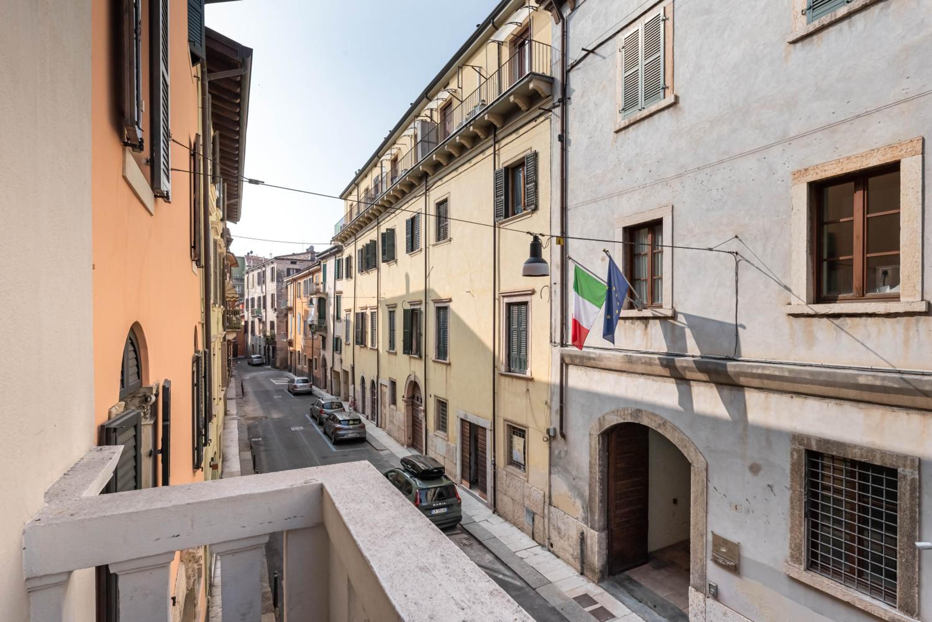 Piazza Isolo Central Apartment