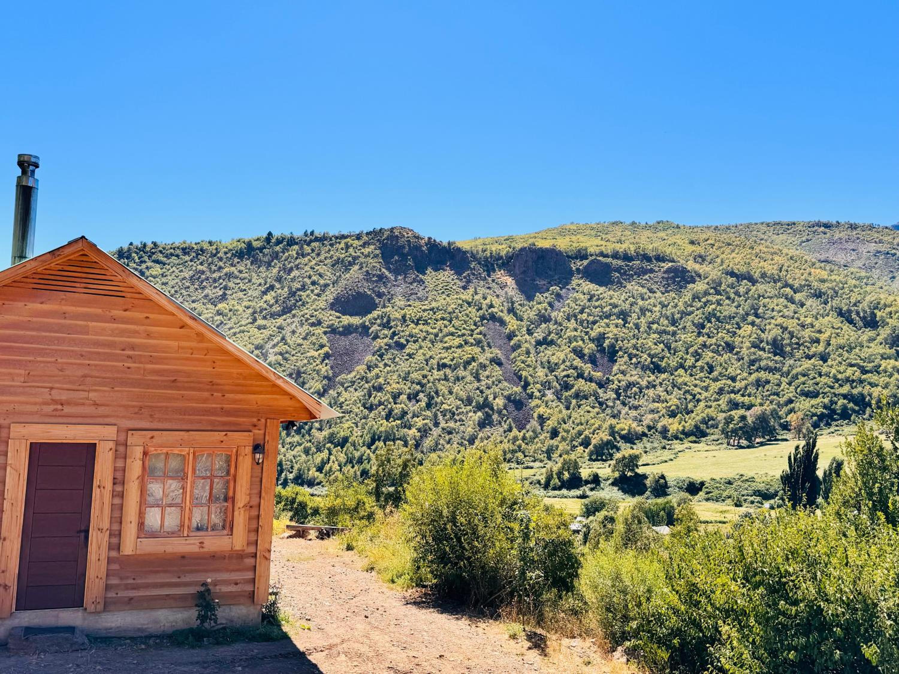 Parque Guaiquivilo, Cabañas de montaña con tinaja privada