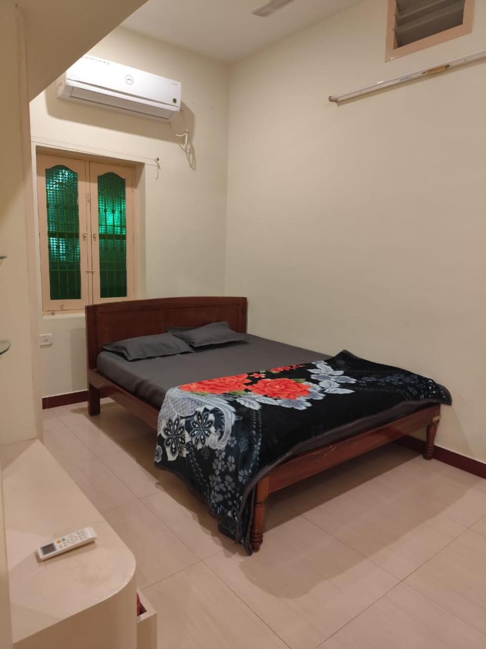 ARUNACHALA HOUSES