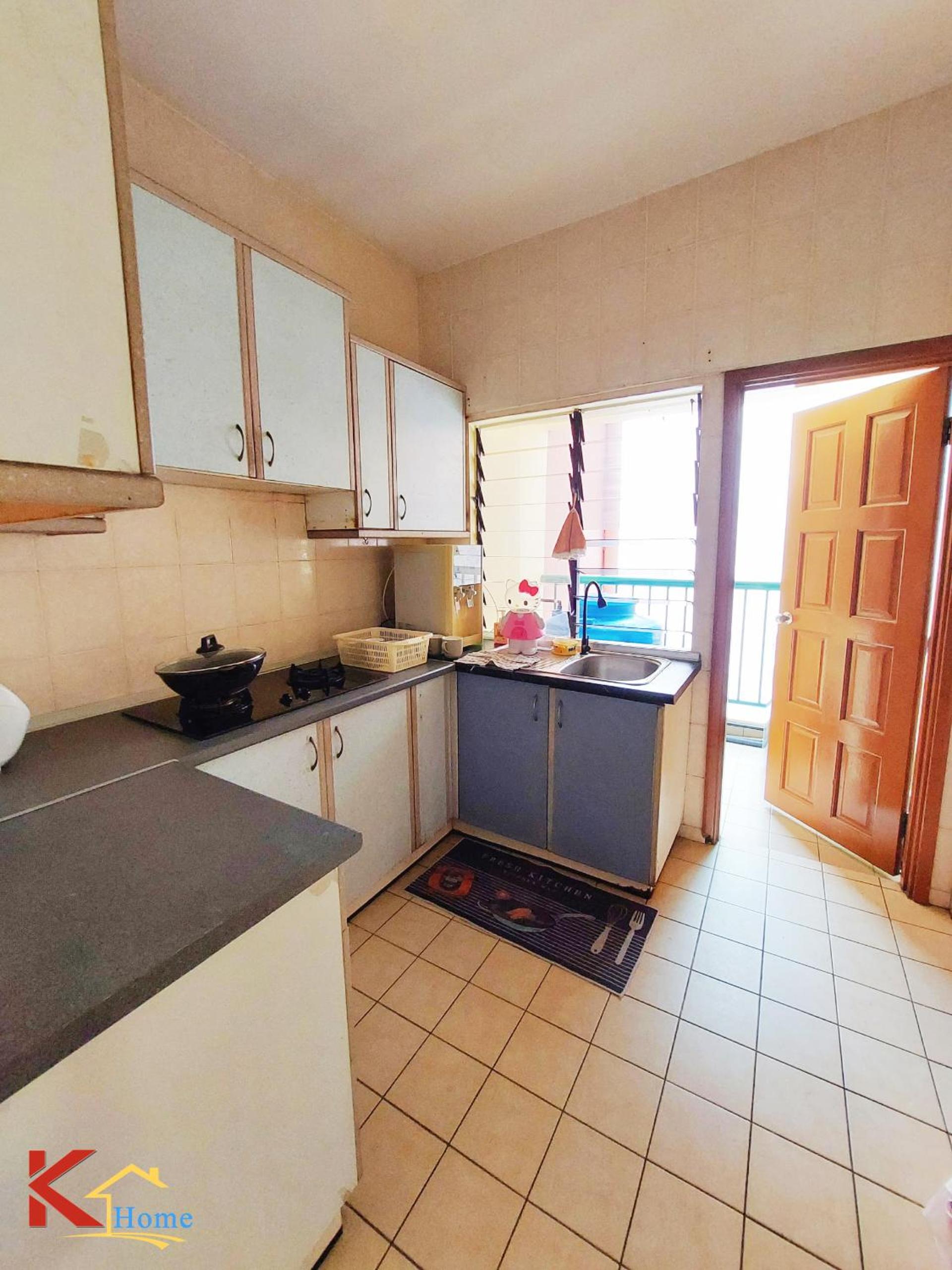 KHome-MarinaCourt-KK CITY CENTRE .3B2R(8Pax) NEW!! photo 6