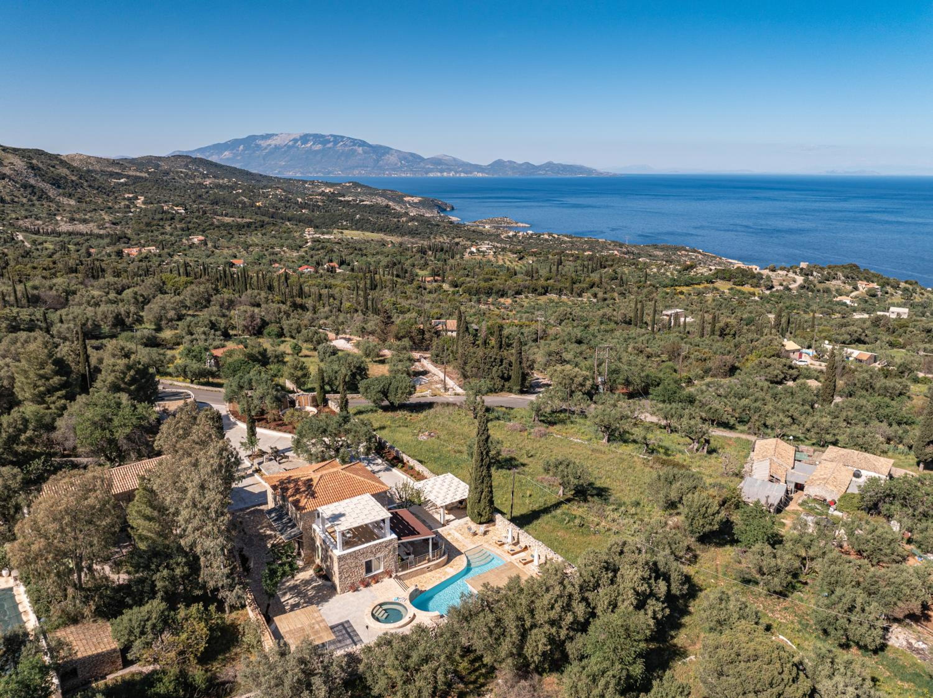 Louiza - Luxury Stone Villa view 3