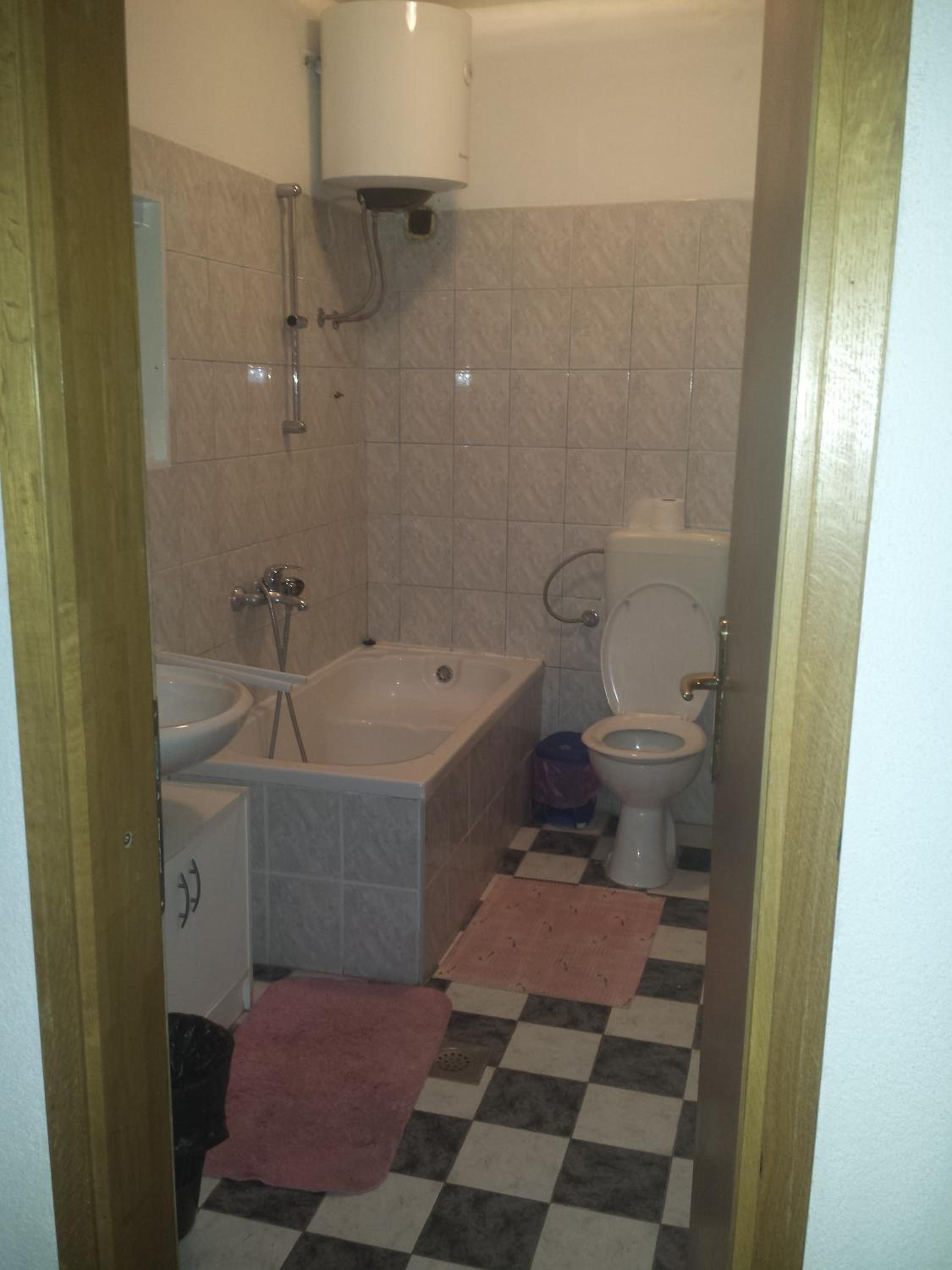Photo 28