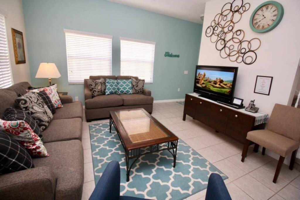 Perfect vacation Gated Resort with Private Pool view 5