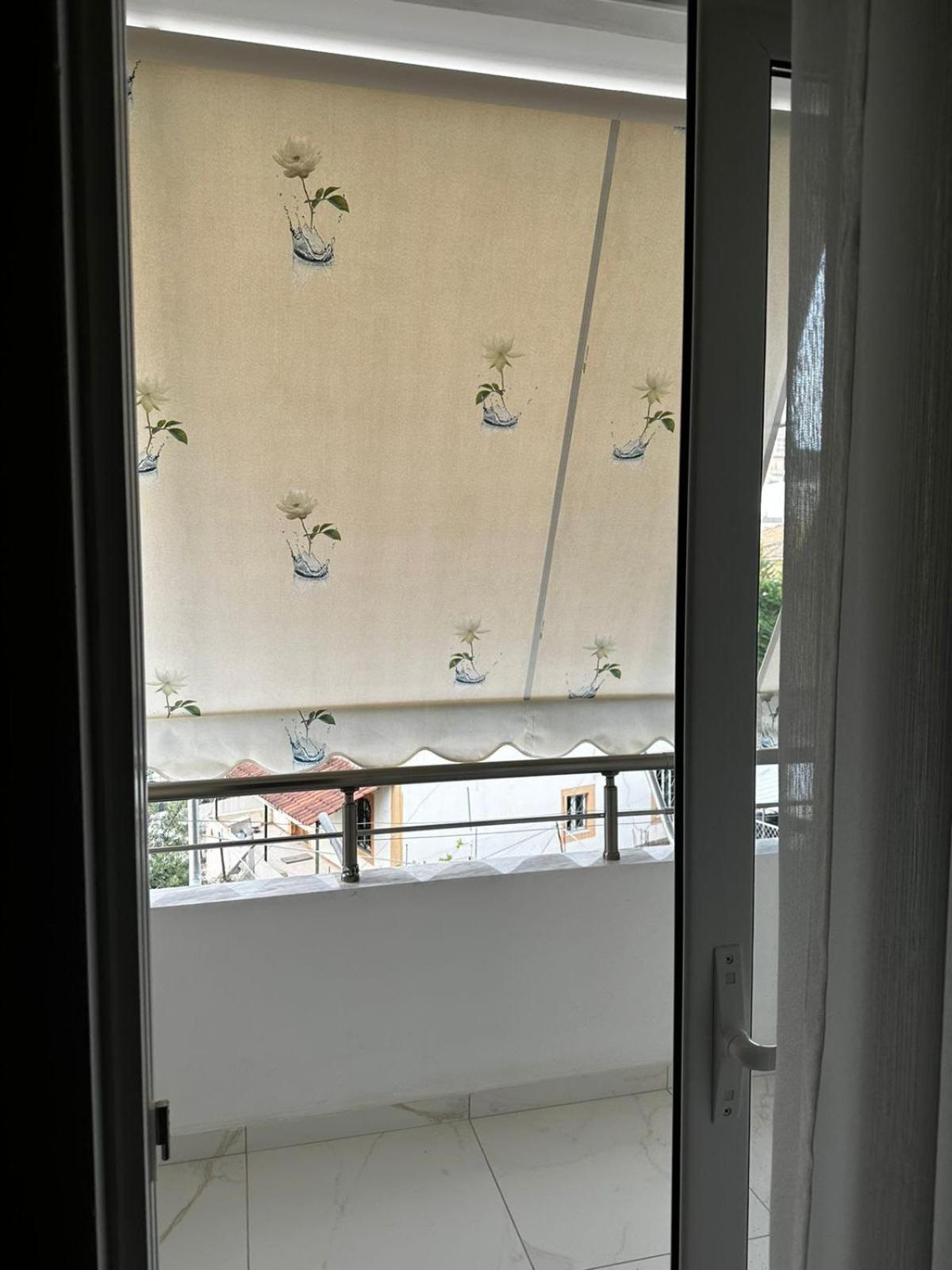 Lotus Apartment Saranda photo 2