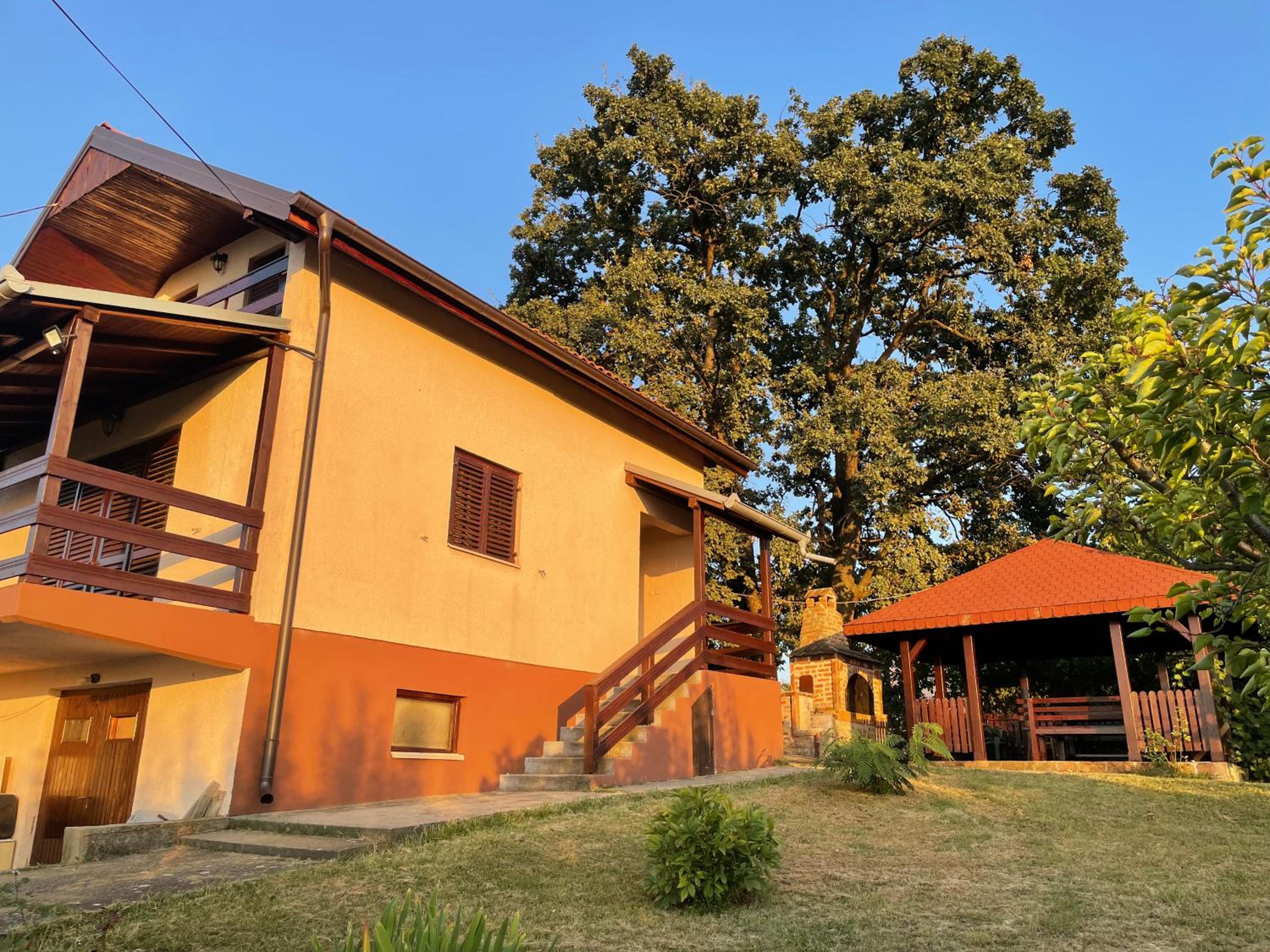 Vila Plavinac view 4