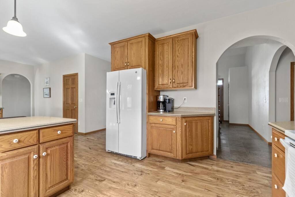 Kalbus House Spacious Lake Winnebago Retreat, Boat Launch, Newly Updated view 4