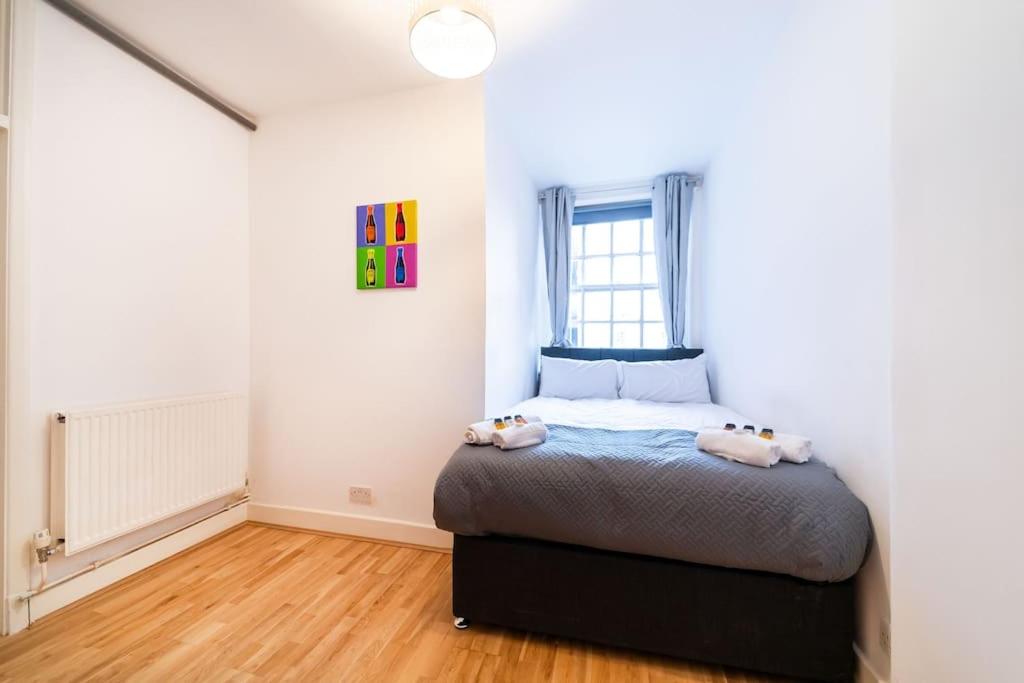 Beautiful one bedroom flat in Tavistock Place
