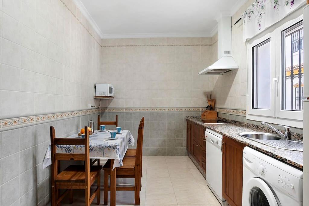 Aptº Jábega "Ideal para Familias y Parejas" renovado photo 5