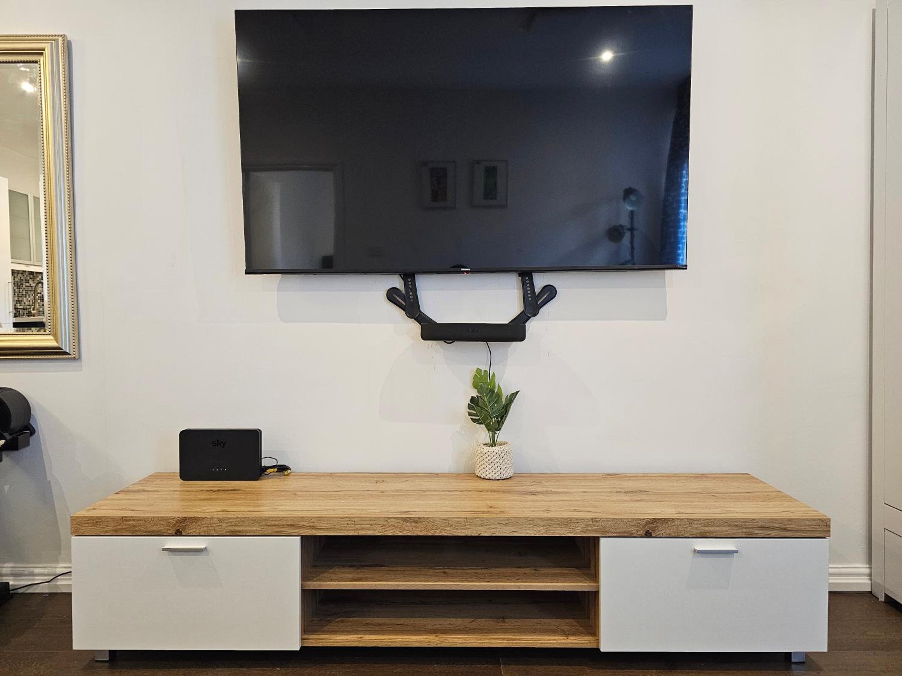 London Nest