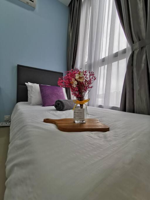 Arcoris Mont Kiara 15# 163 Sunway Mall # 1 Mont Kiara