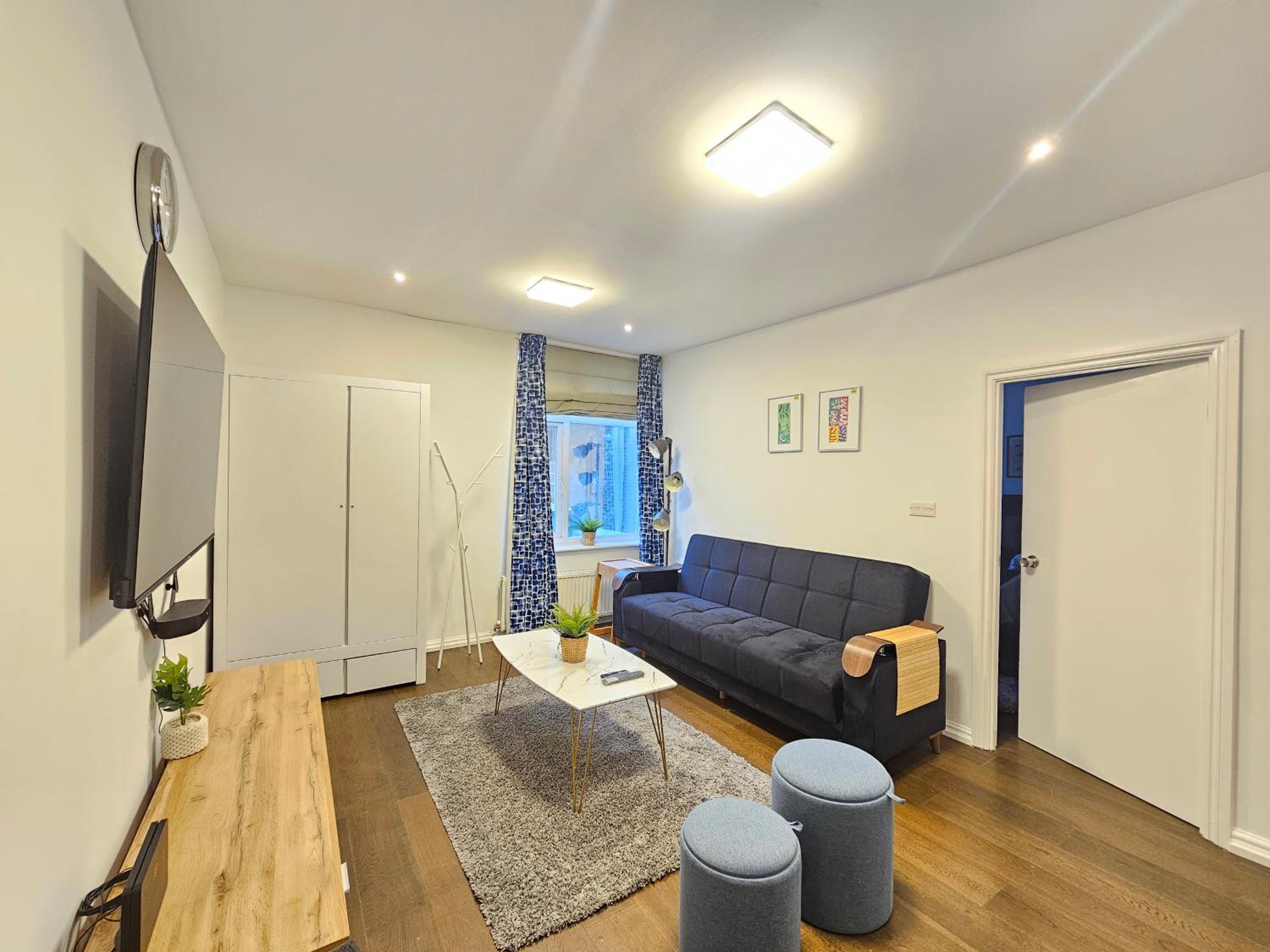 London Nest